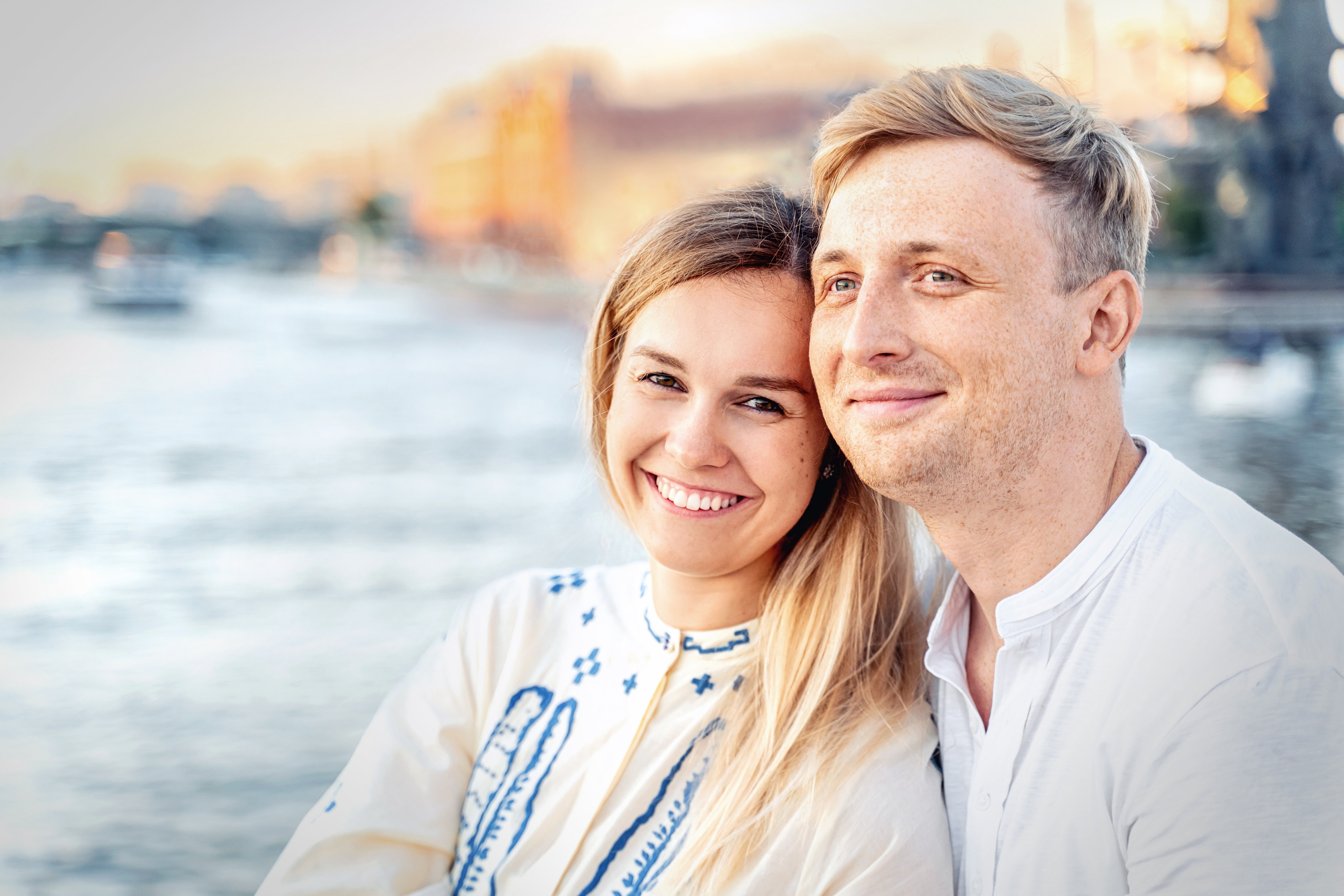 Семейная прогулка в парке Музеон на закате. Фотограф \ Видеограф на Крещение, Венчание Москва| Семейные съемки