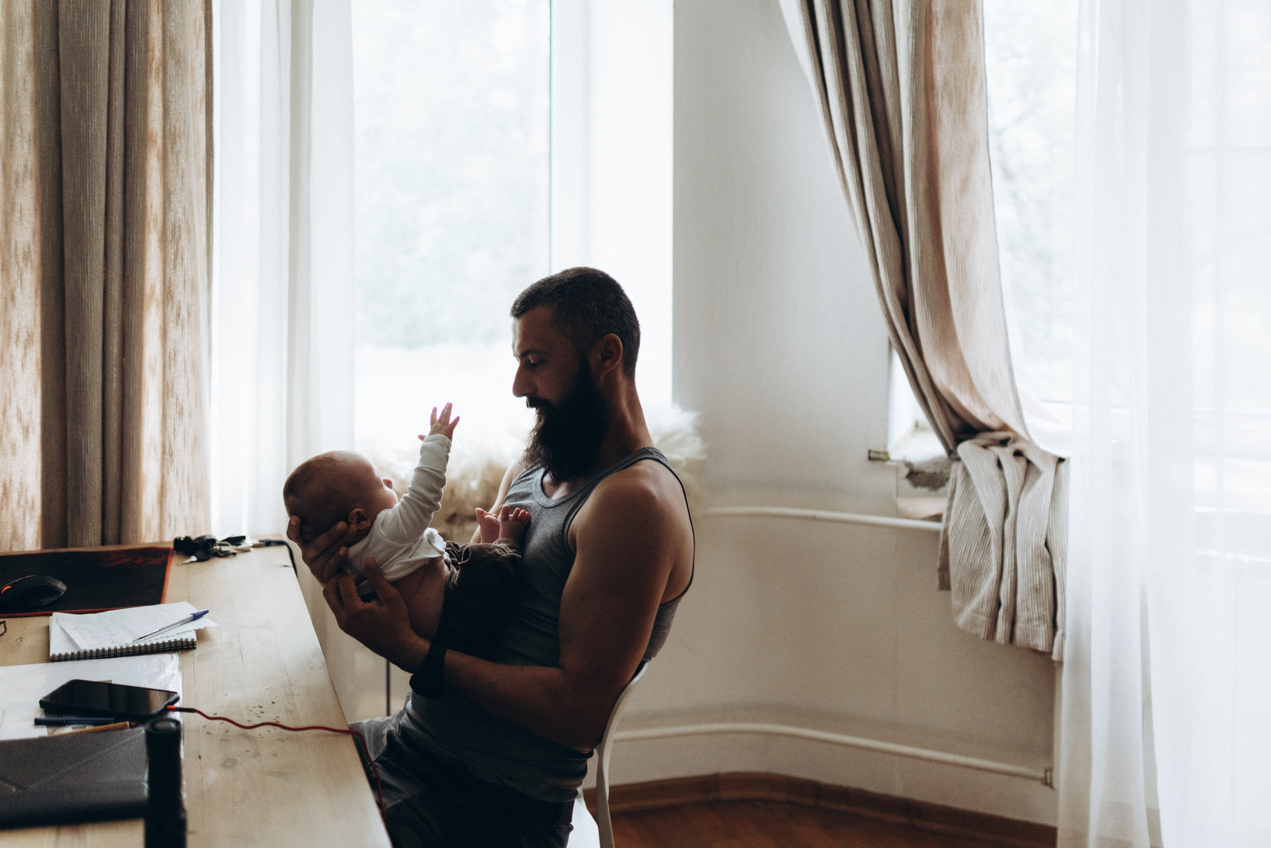 Михаил, Ирина и Ромочка. Домашняя истрия. Семейный и детский фотограф в Москве Митенкова Мария