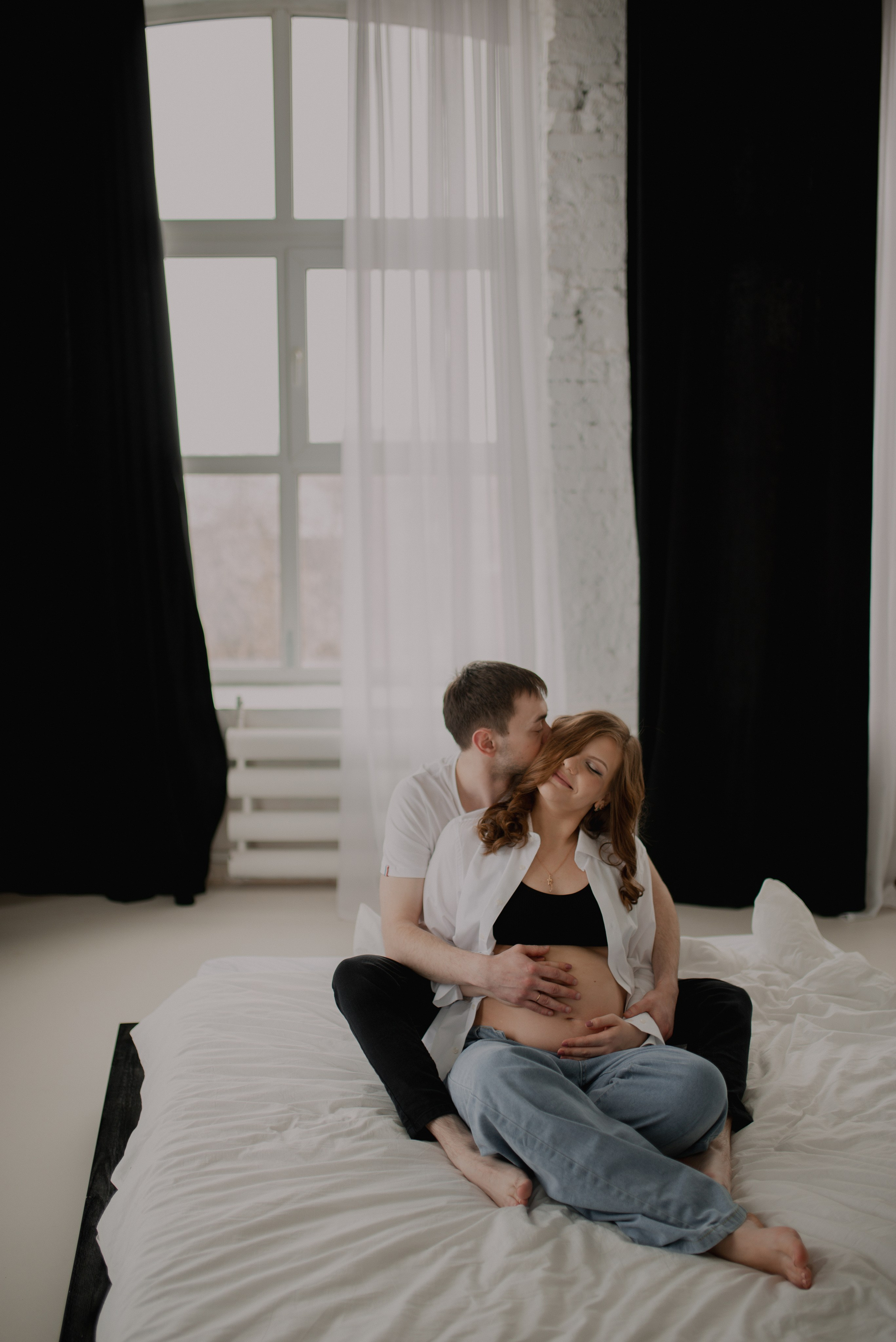 Фотосессия беременности в студии Бутово. Семейная фотосессия Бутово Москва фотограф Алина Морщагина