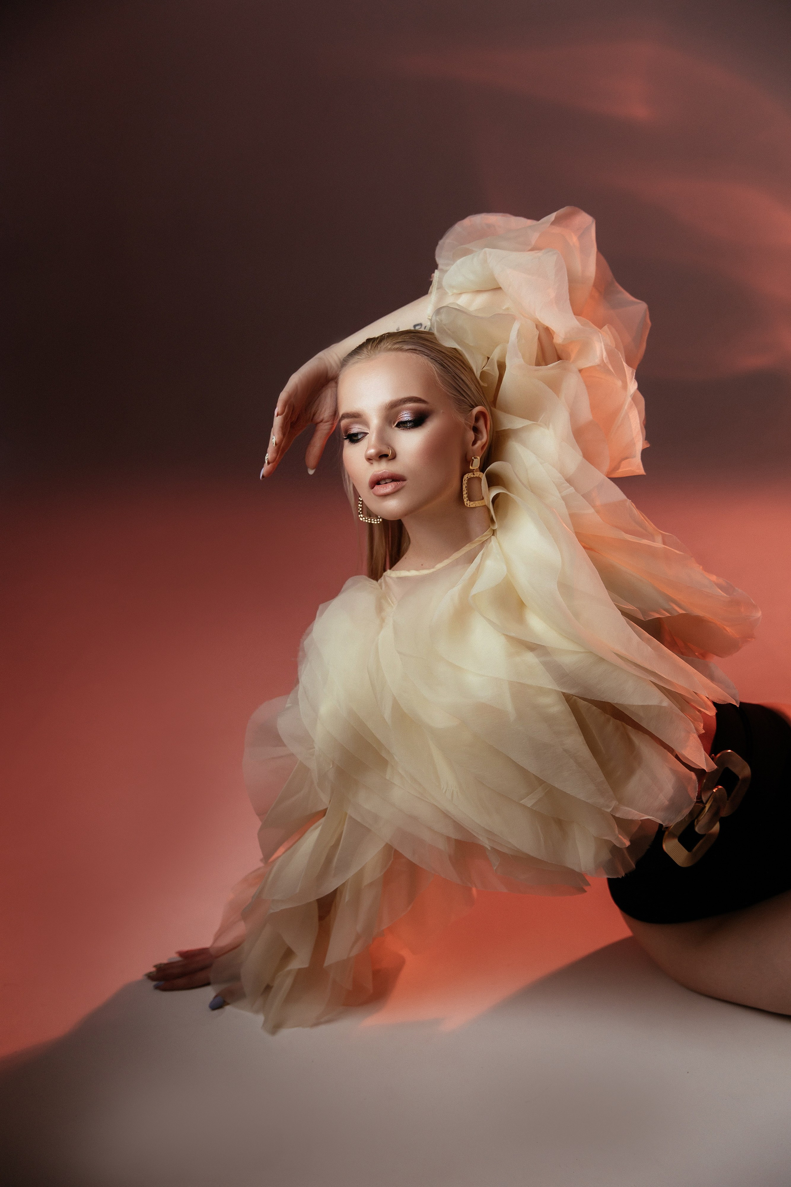 Алена — фотостудия. Камилла — свадебный и женский фотограф в Саратове