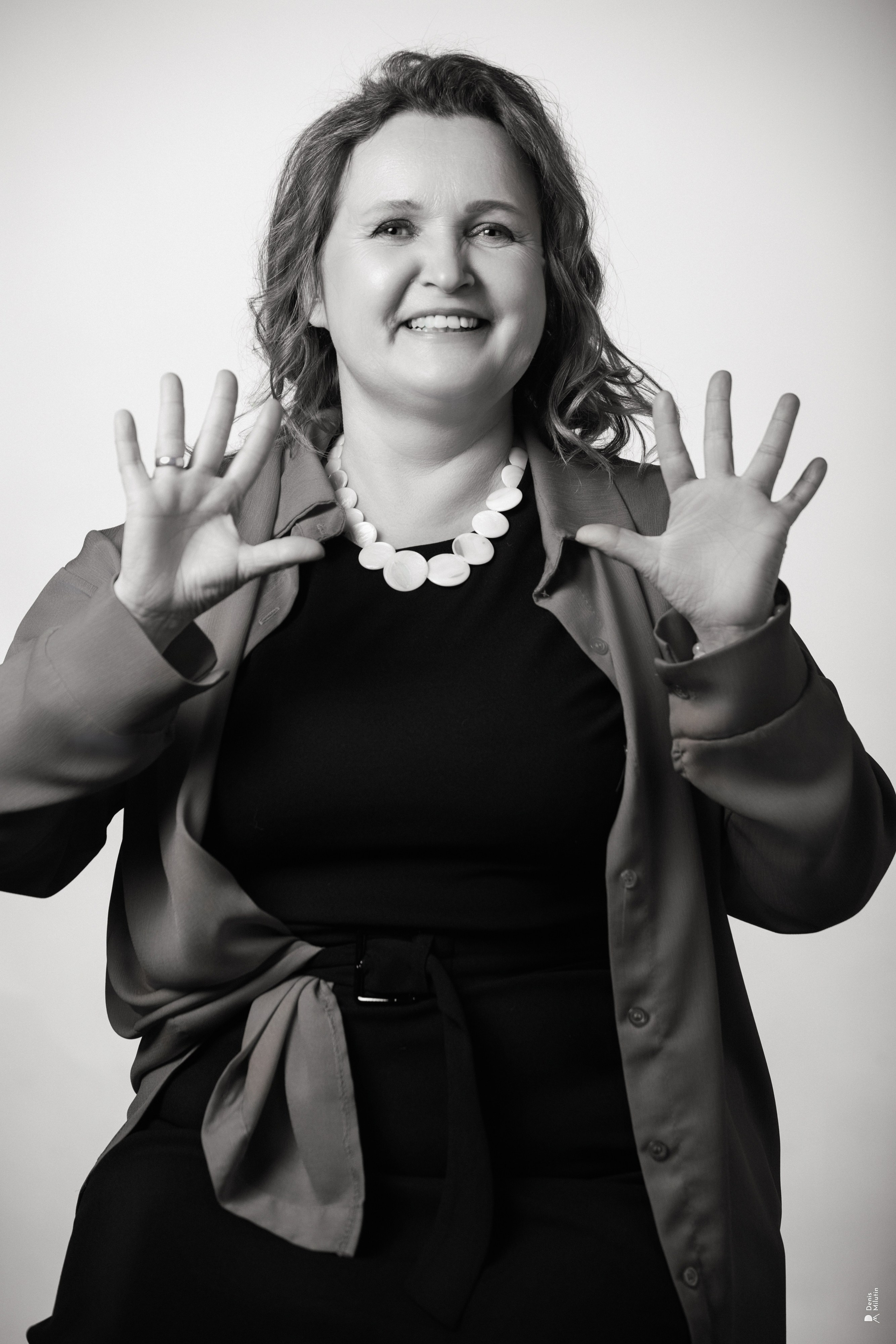 Стендап Много красивых мам. Портретный фотограф Денис Милютин