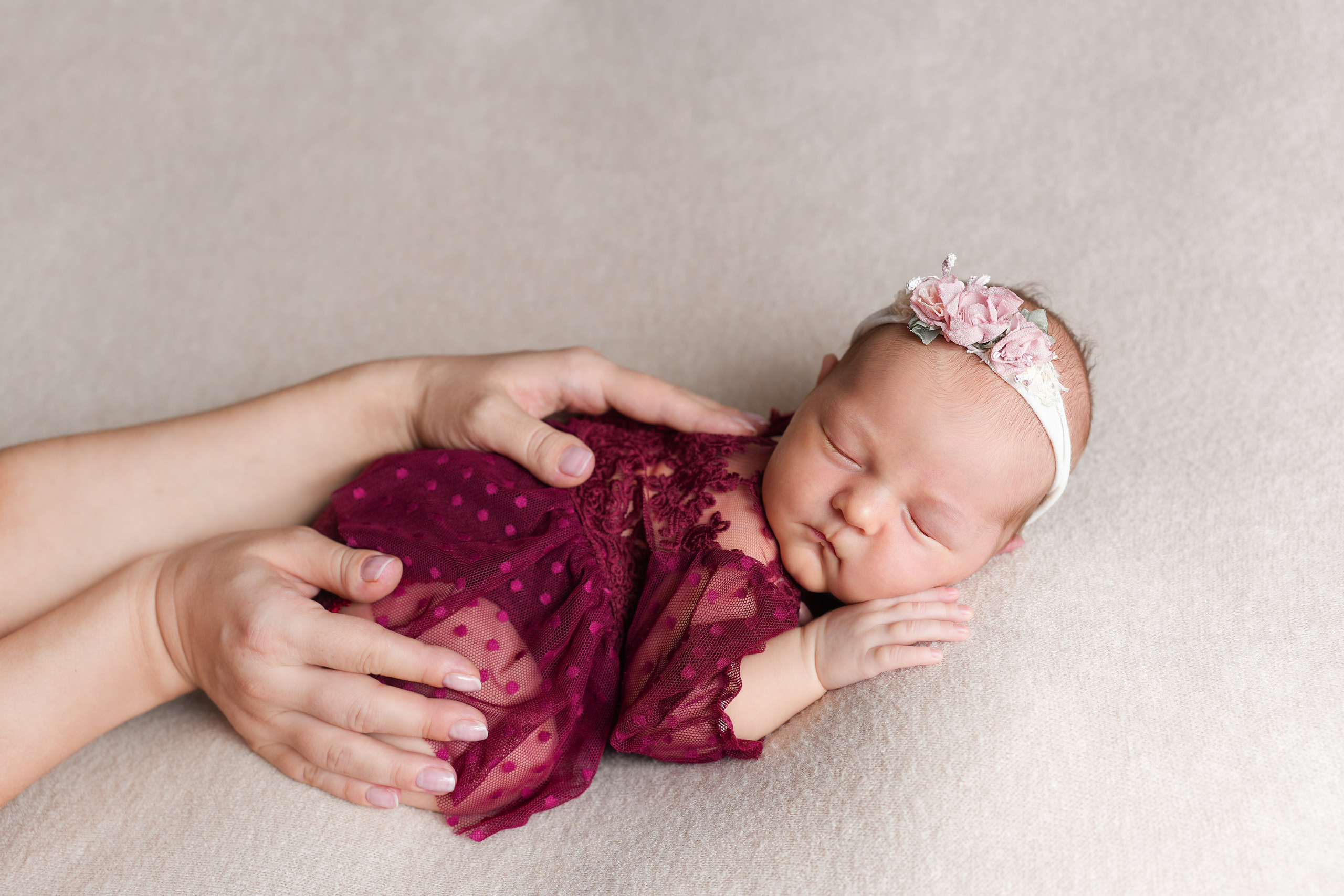 Newborn. Фотограф новорожденных и детский фотограф в Екатеринбурге Ксени