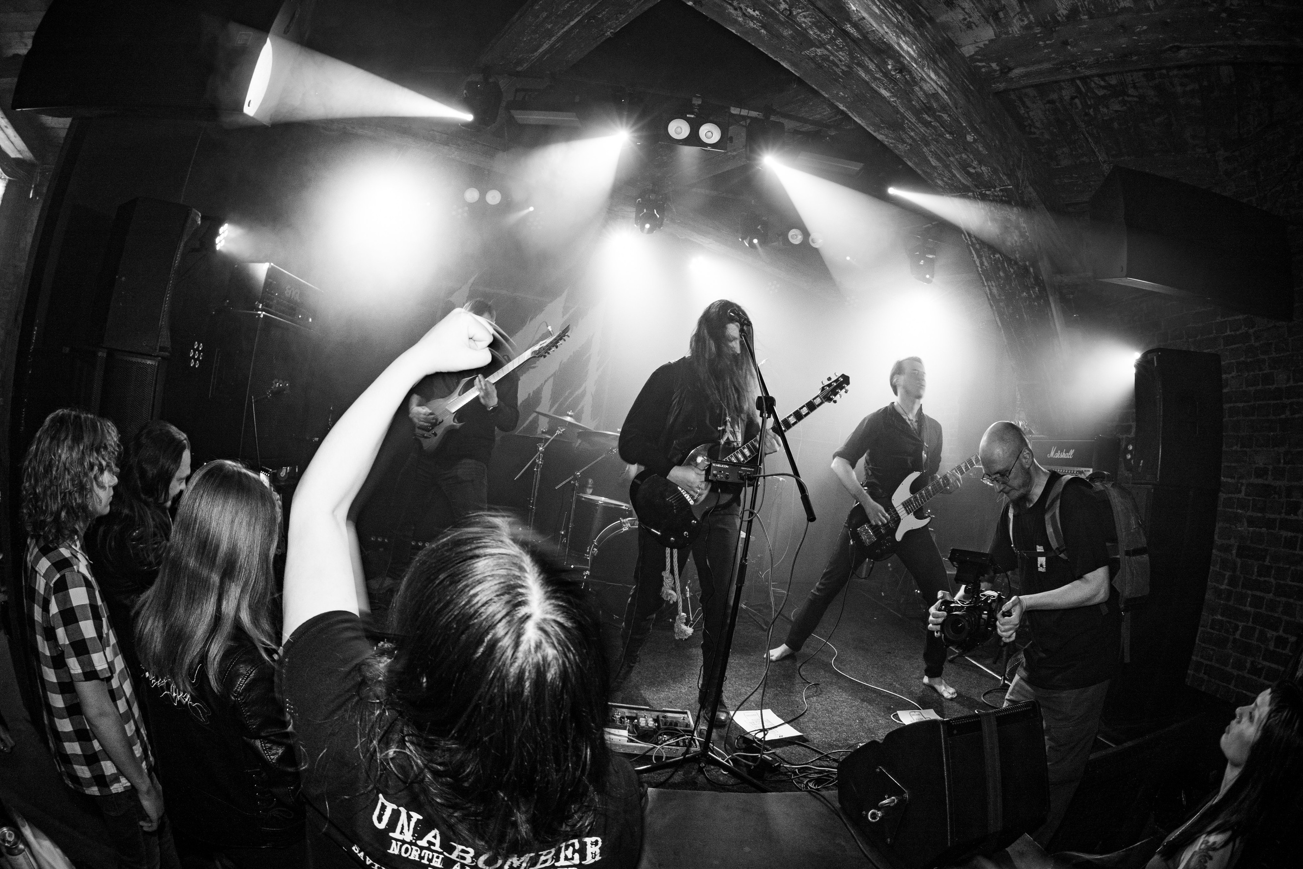 ИЛ • Minuala • Khlad|Цоколь 2.0. Концертный и репортажный фотограф в Санкт-Петербурге Слава Пахомов