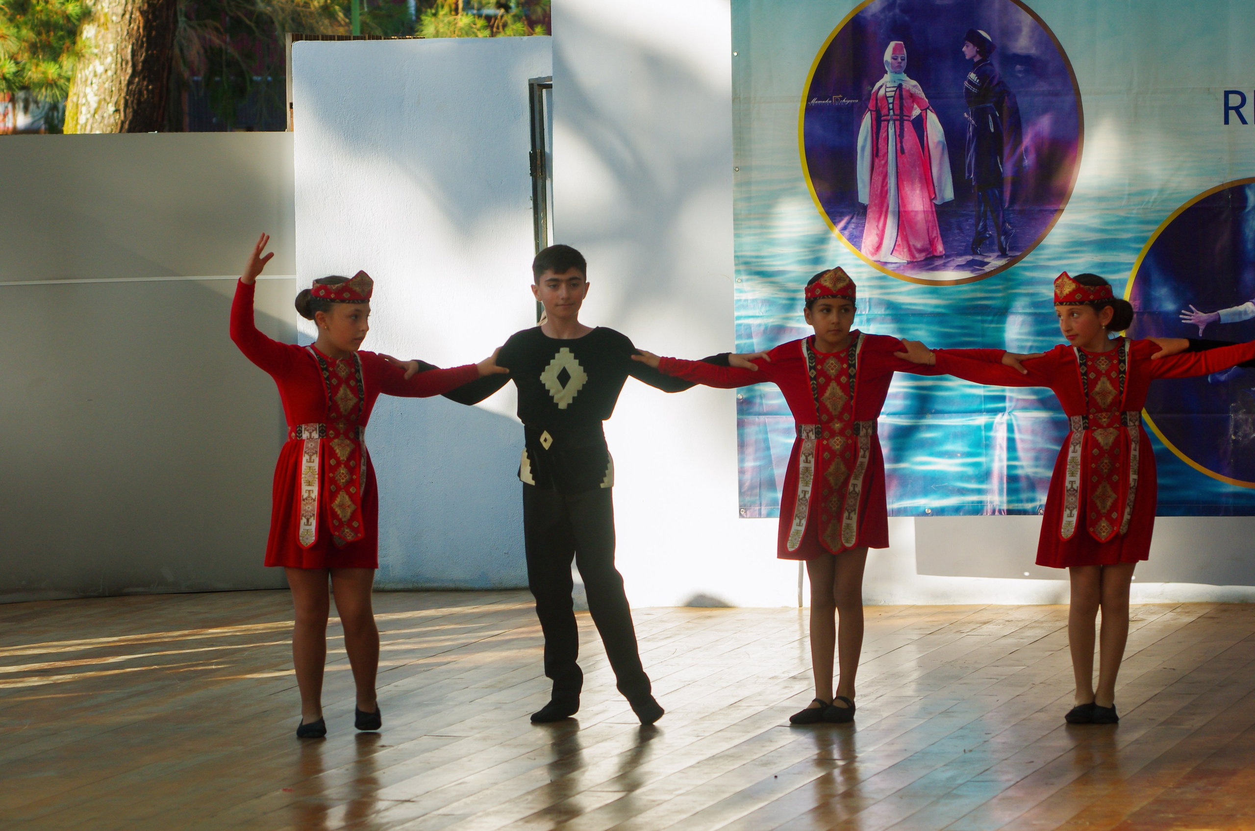 Кабулети Танцы. Портретный фотограф Денис Милютин