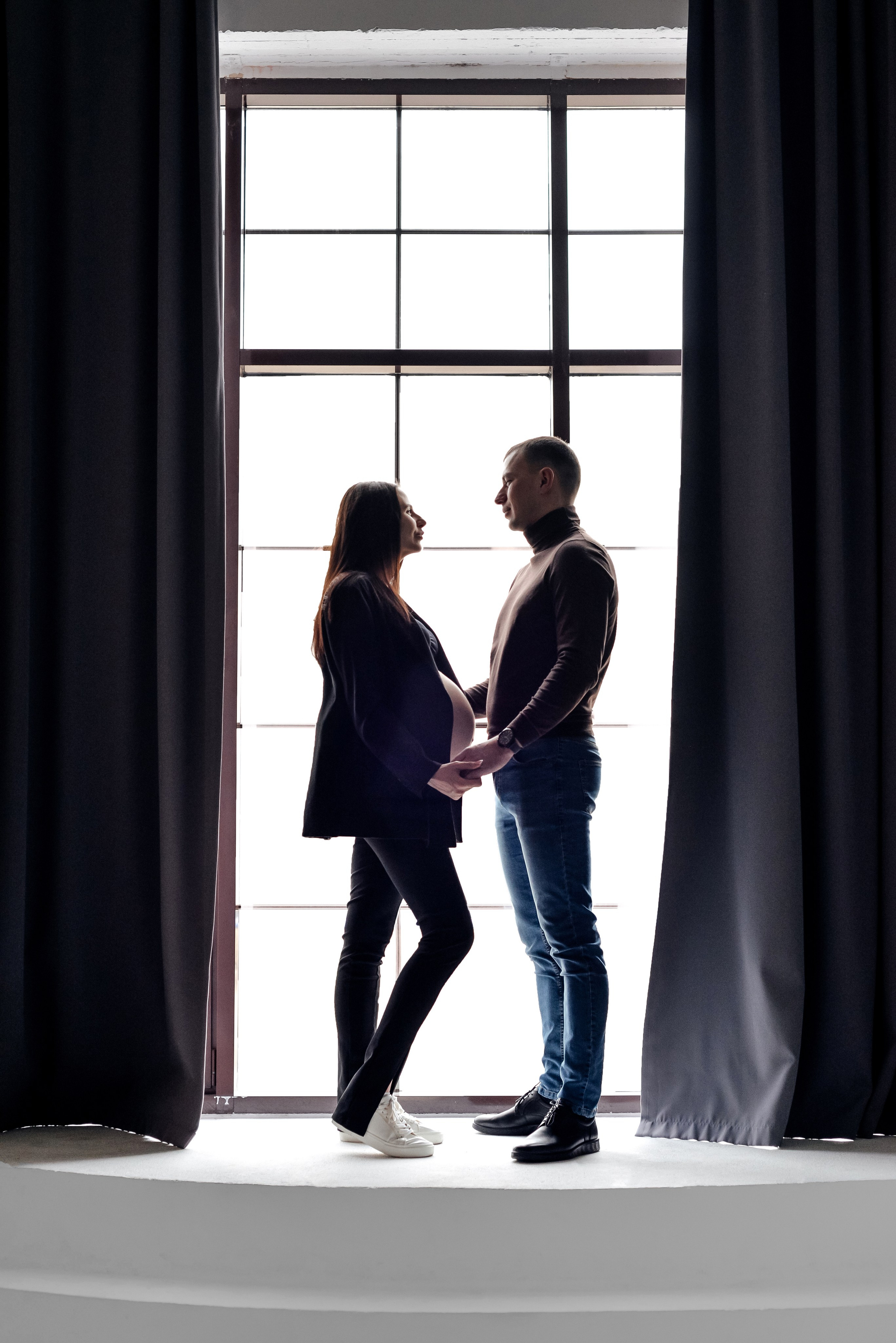 Наташа и Леша в студии Теплопункт. Семейный и свадебный фотограф Галина Абакумова, фотосессии в Белгороде