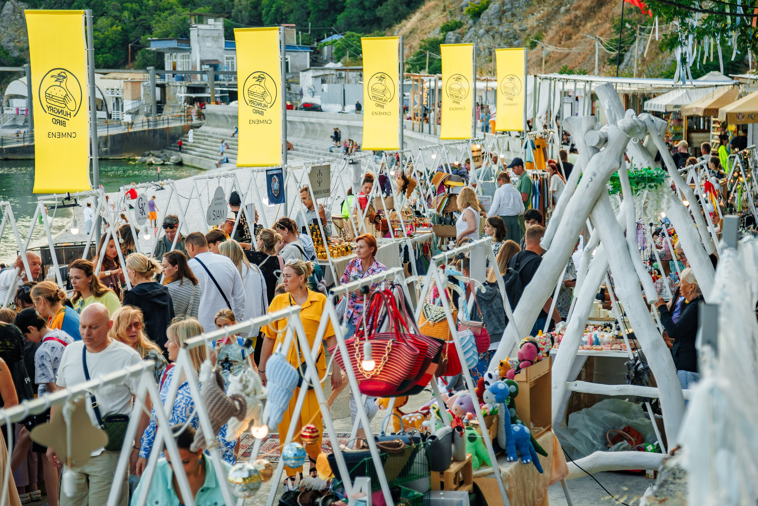 Открытие сезона в HUNGRY BIRD_Симеиз_Крым_14.06.2025. Аминов Руслан | Фотограф