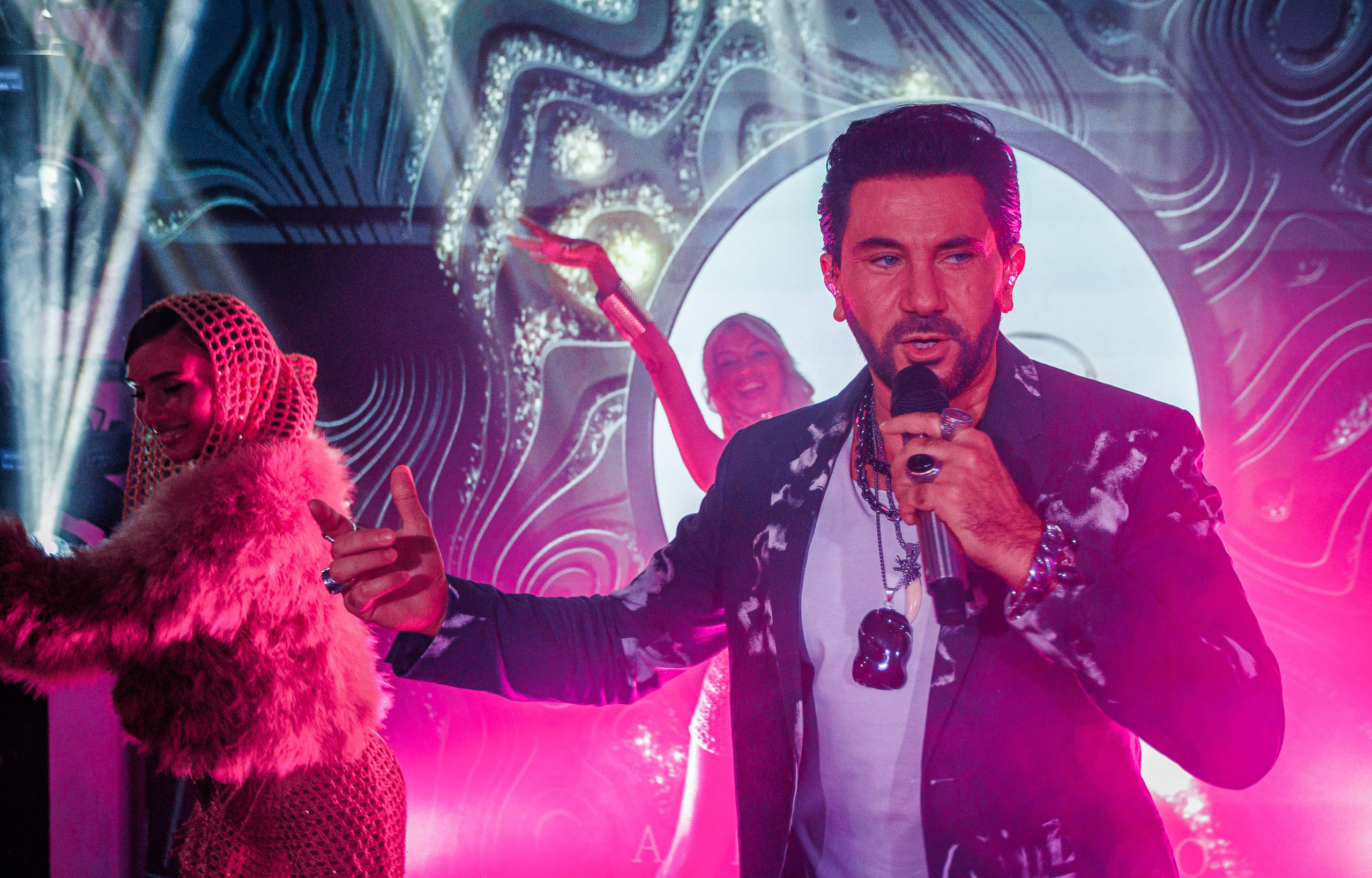 «АВРААМ РУССО"_Чайка на пляже_Ялта_21.06.2025. Аминов Руслан | Фотограф