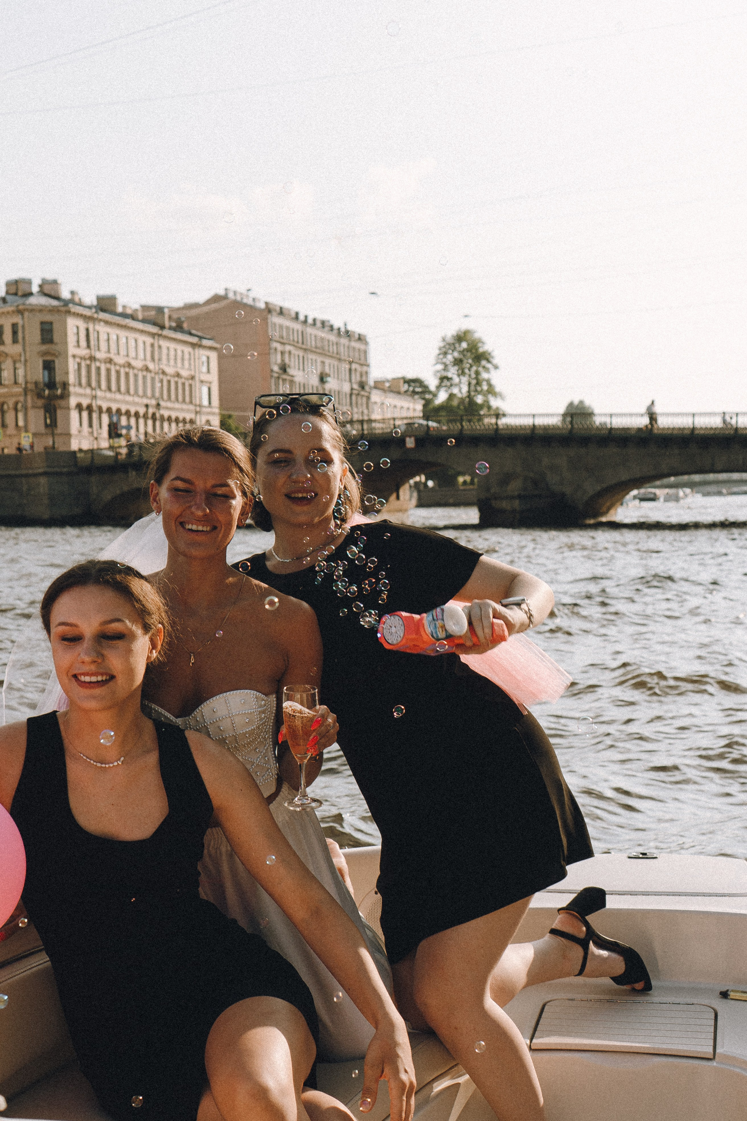 ДЕВИЧНИК НА КАТЕРЕ. Профессиональный фотограф, Санкт-Петербург — Виктория Богомолова