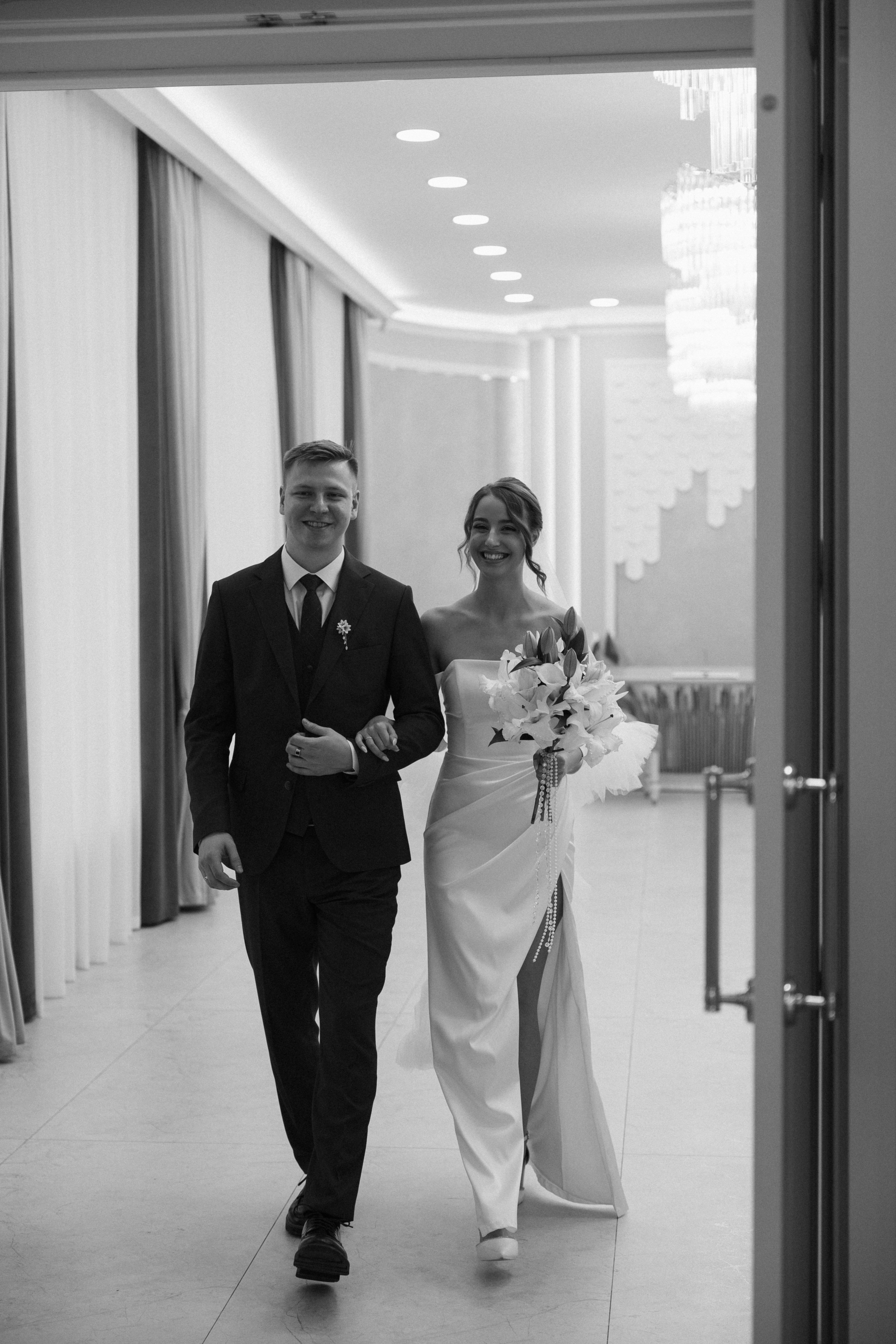 Анна и Никита | от. Twelve + Кусково + банкет. Свадебный фотограф Москва Анастасия Храмова