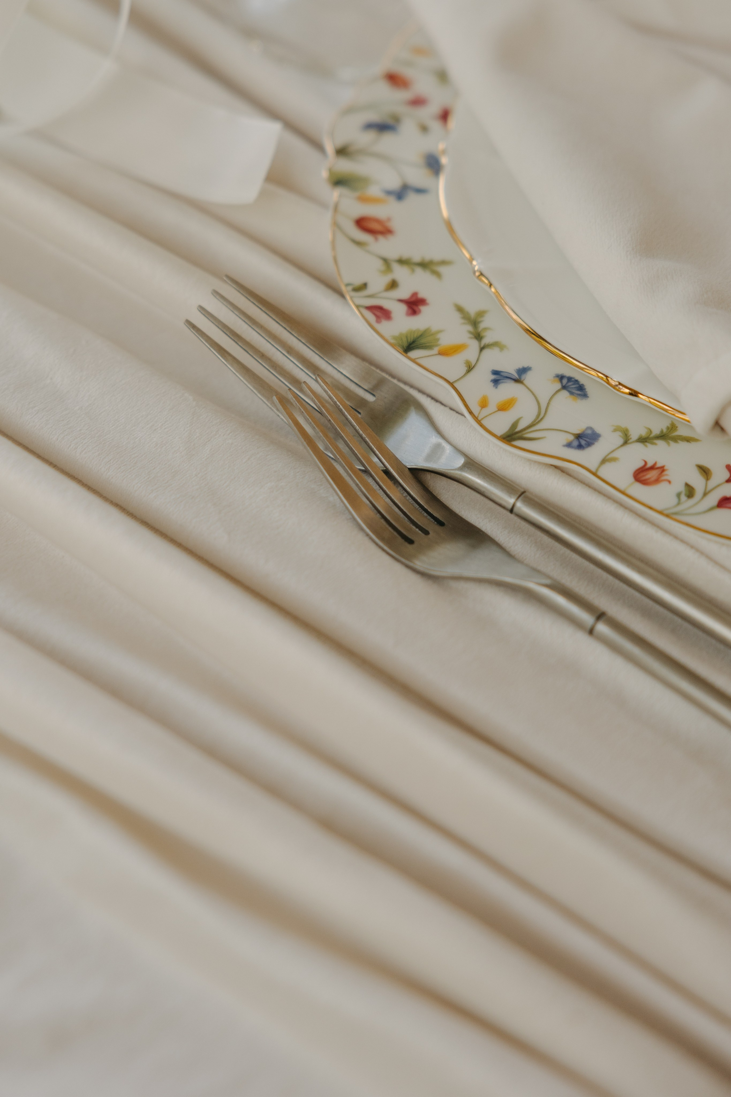 Утро в отеле Twelve Reasons и банкет в усадьбе Шелепаново. Свадебный фотограф Москва Анастасия Храмова