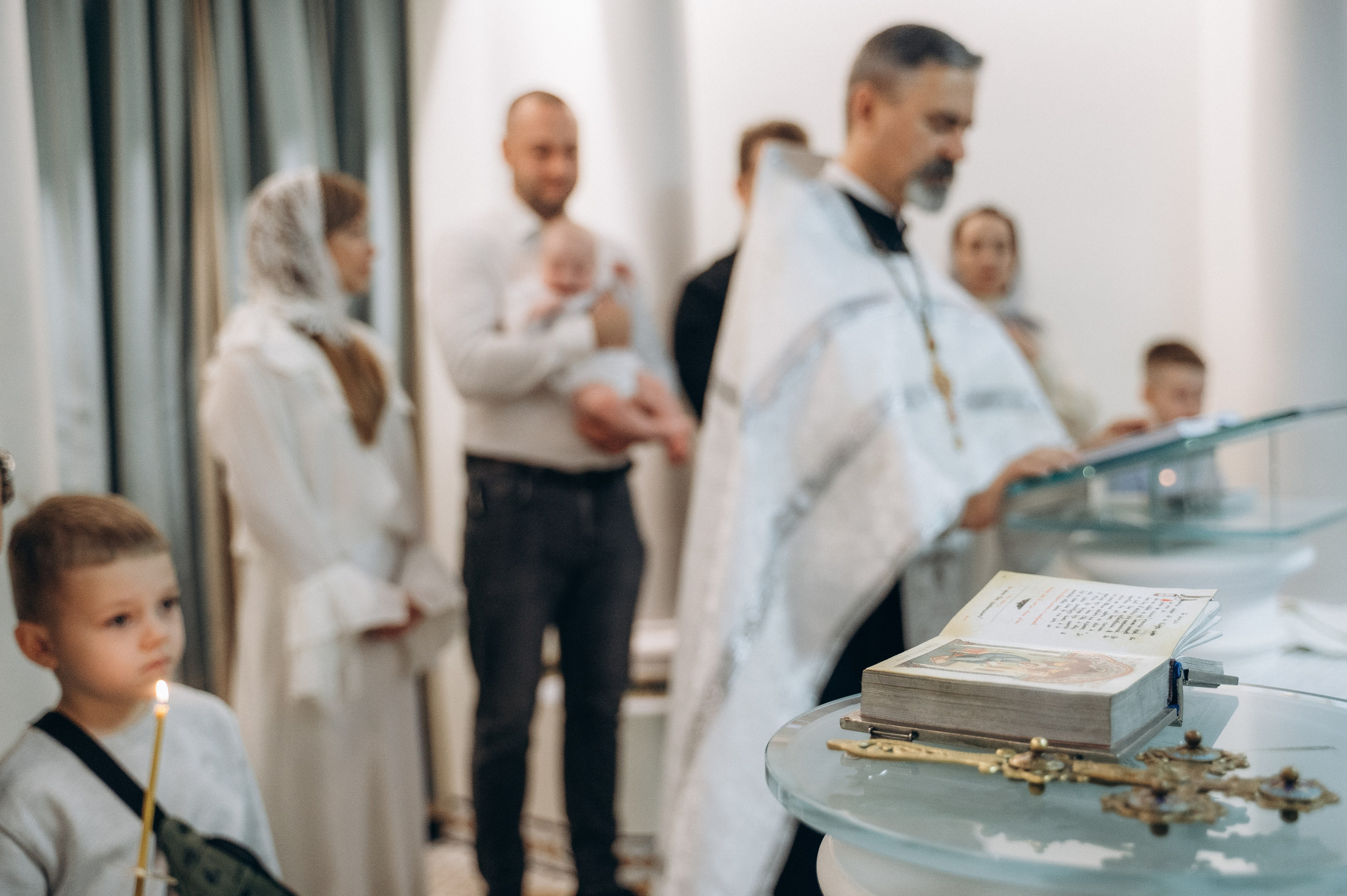Крещение Тимура (Храм Святой Троицы). Семейный фотограф в Минске Дарья Дреко