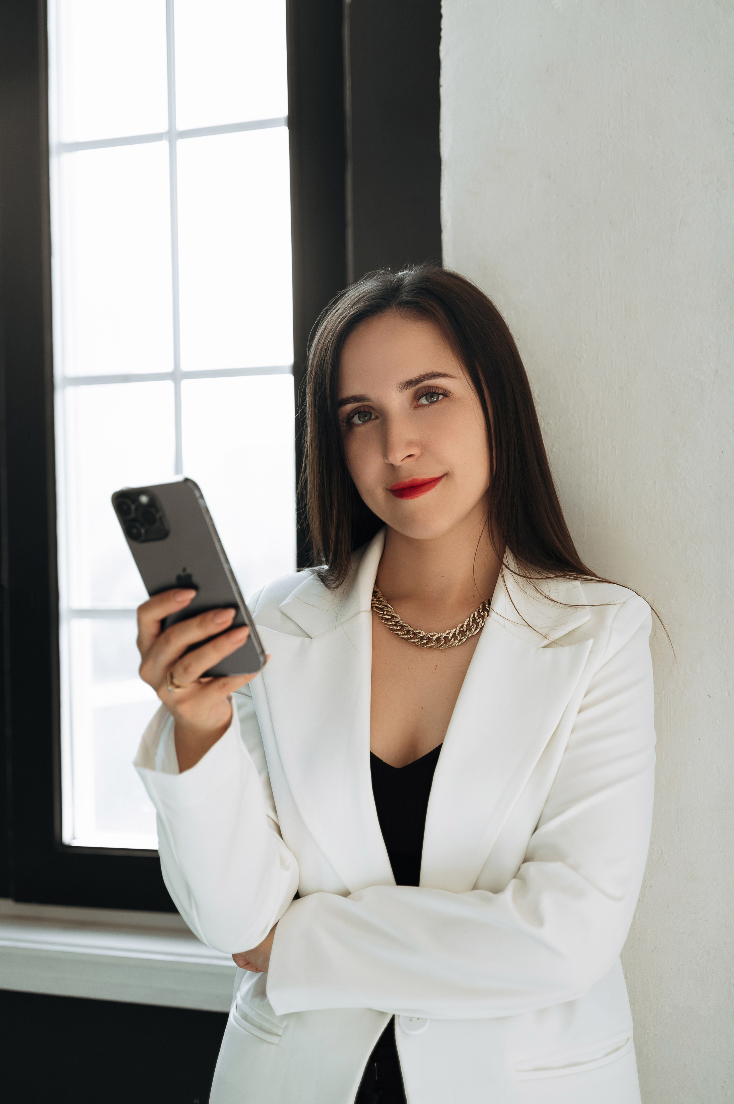 Надя — мастер по перманентному макияжу. Портретный и семейный фотограф в Екатеринбурге Мария Чахеева