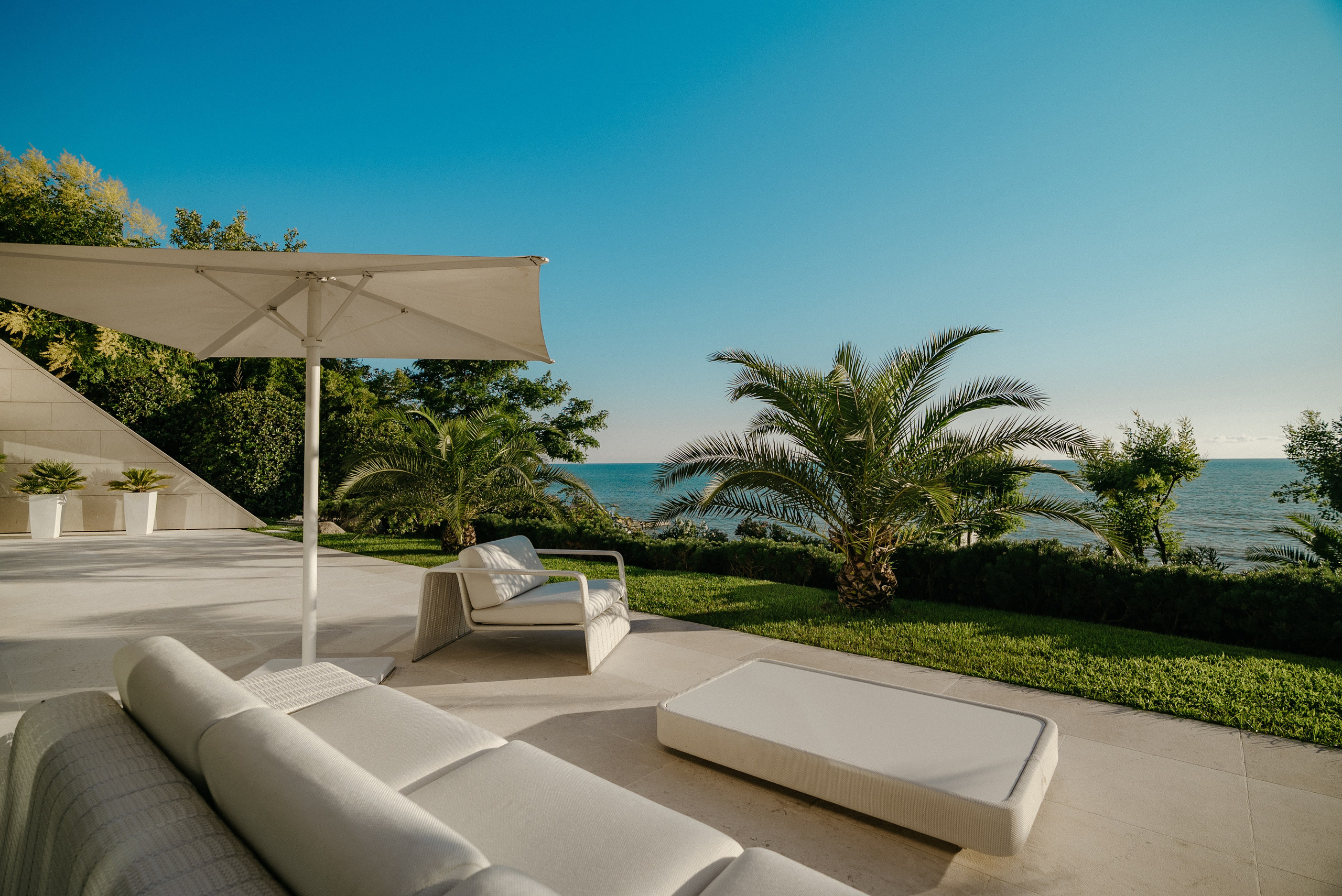REEF RESIDENCE MEDIA HUB
