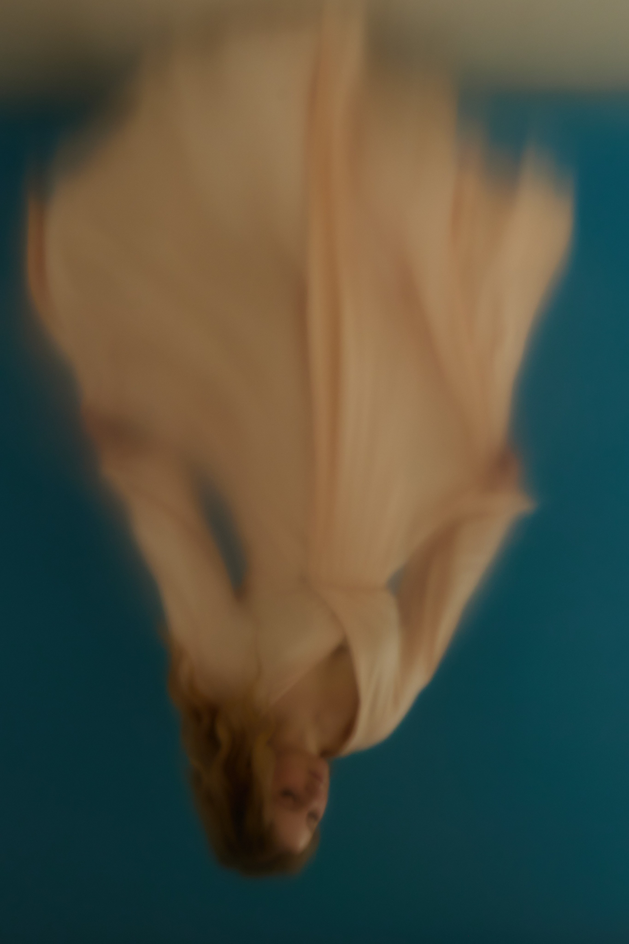 необычная фотосессия в студии, женская портретная фотосессия в Москве