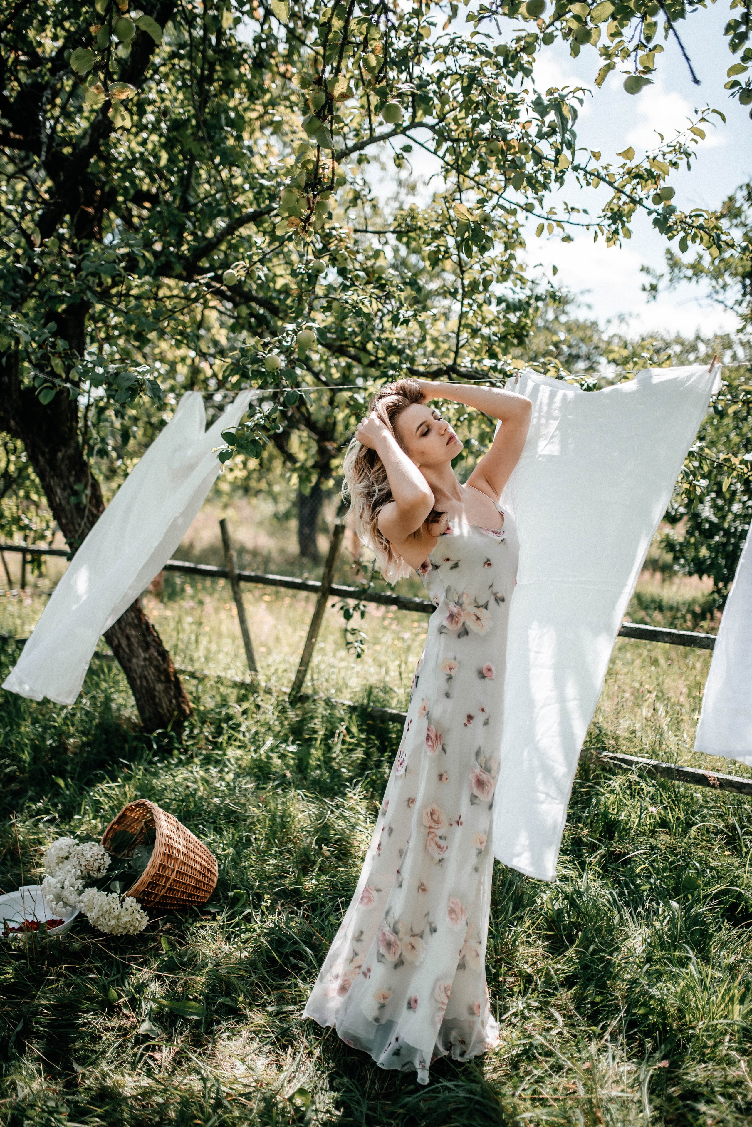 Диона, лето. Главная