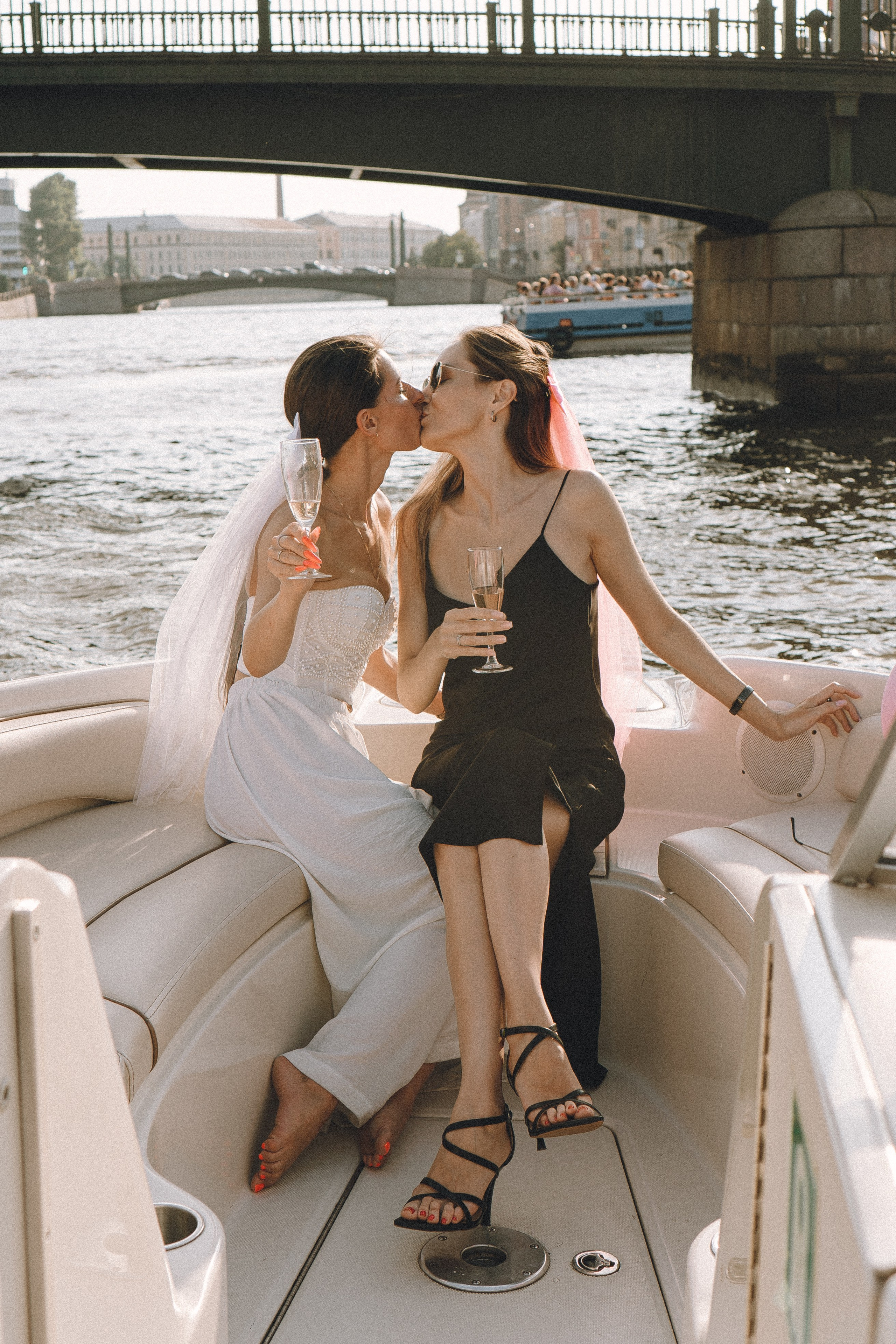 ДЕВИЧНИК НА КАТЕРЕ. Профессиональный фотограф, Санкт-Петербург — Виктория Богомолова