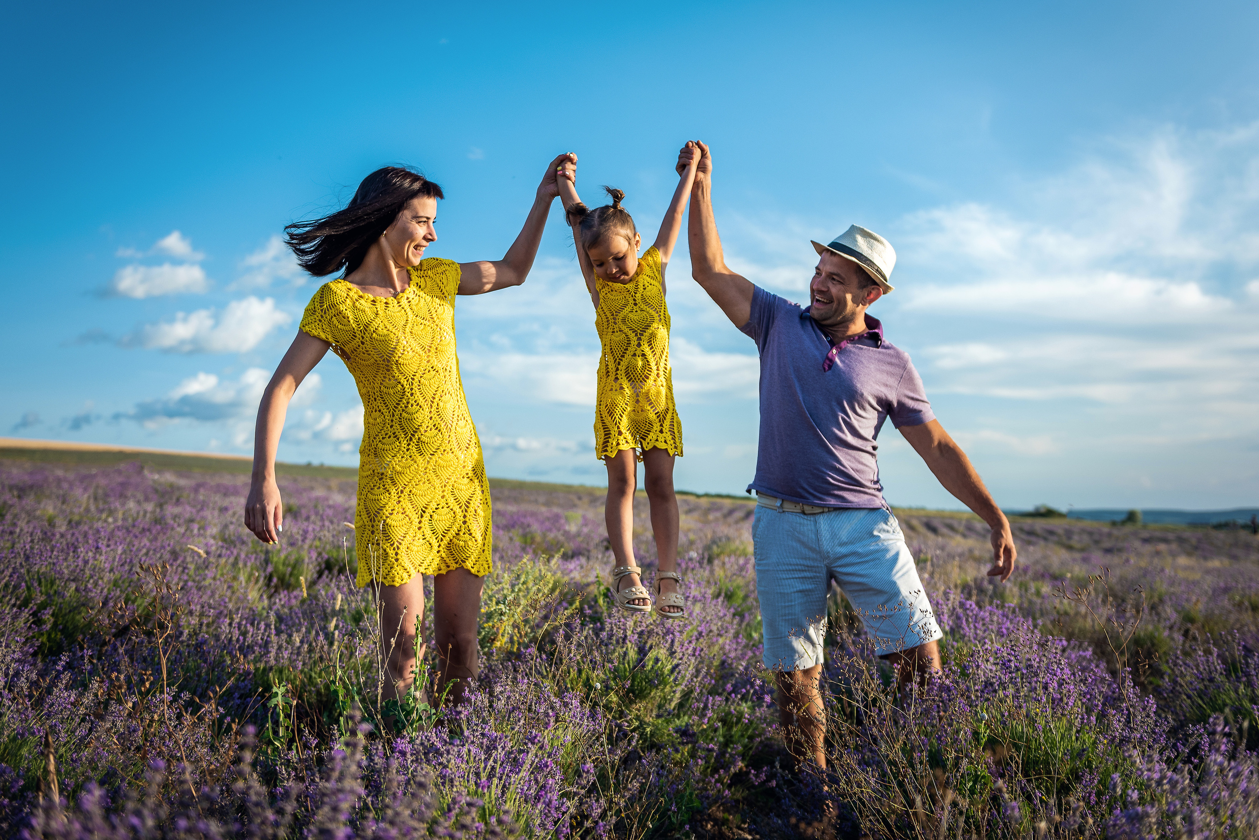 Съемка семьи в лавандовом поле. Фотограф в Севастополе и Крыму Горбунов Денис