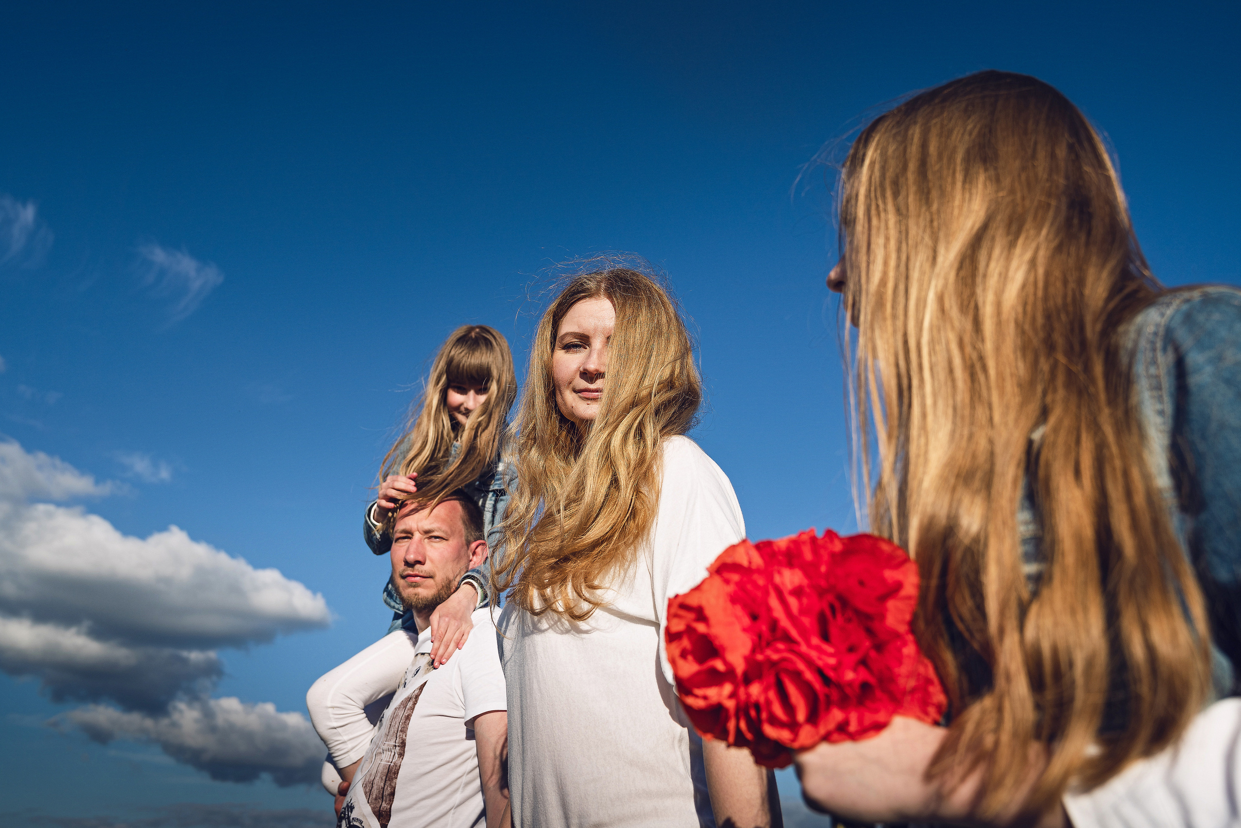 Красивый фотосет в маковом поле. Фотограф в Севастополе и Крыму Горбунов Денис