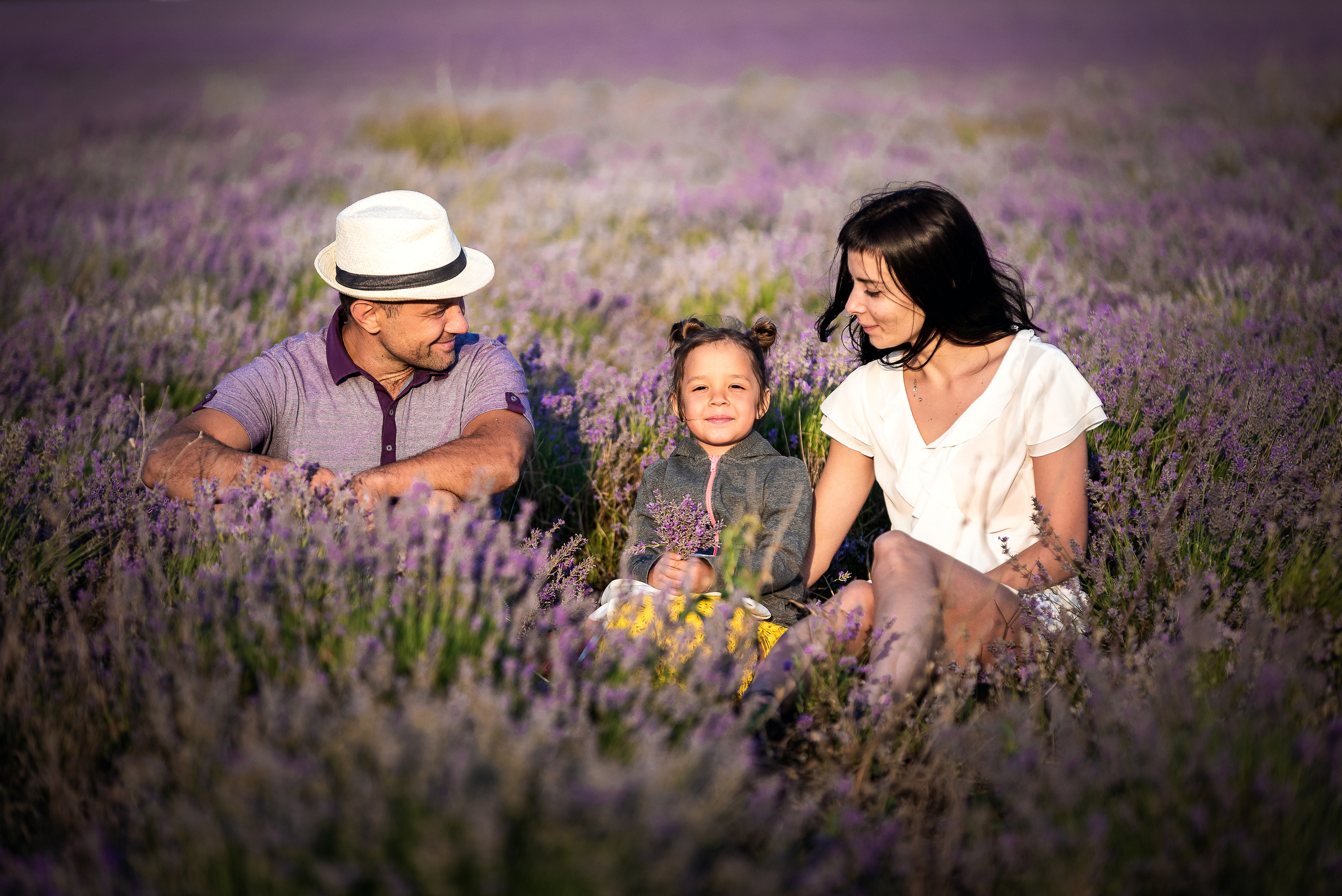 Съемка семьи в лавандовом поле. Фотограф в Севастополе и Крыму Горбунов Денис