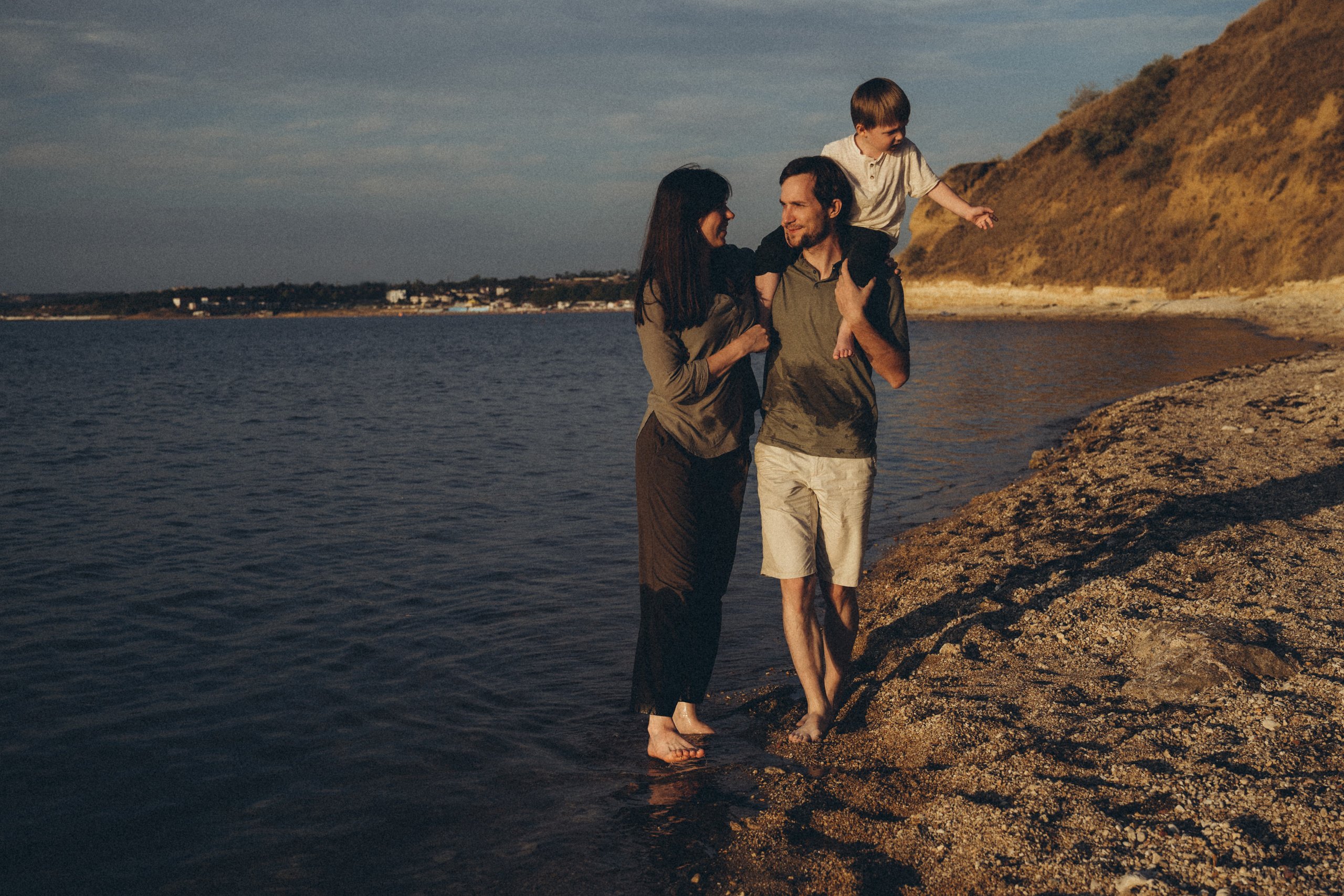 Фотопрогулка счастливой семьи. Фотограф в Севастополе и Крыму Горбунов Денис