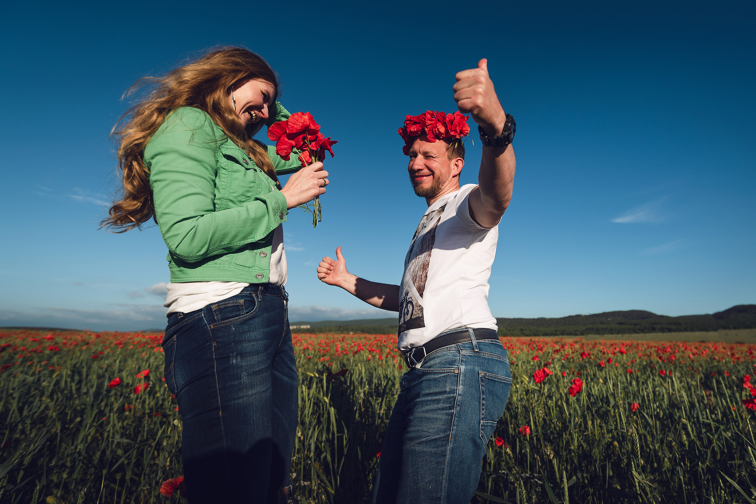 Красивый фотосет в маковом поле. Фотограф в Севастополе и Крыму Горбунов Денис
