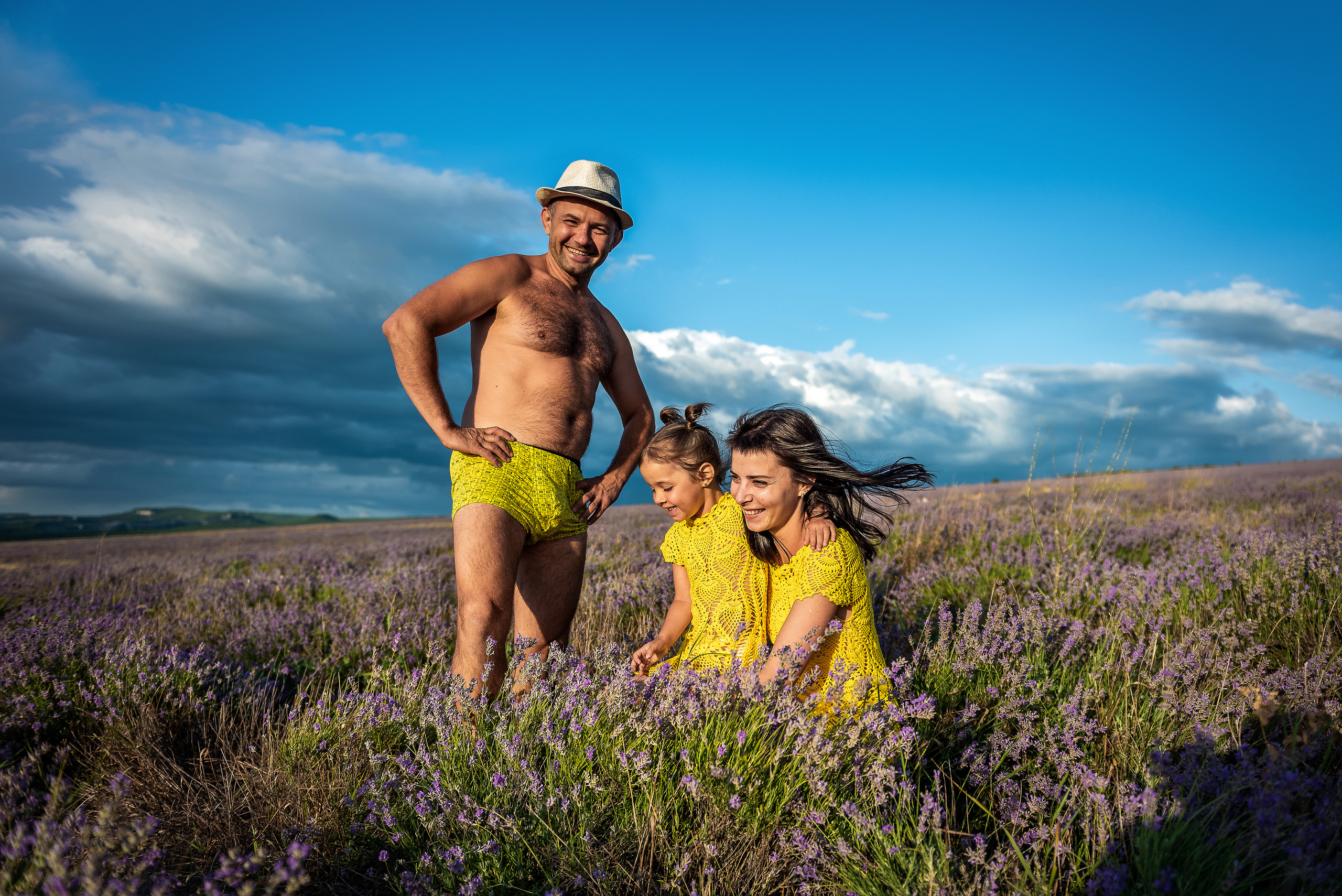 Съемка семьи в лавандовом поле. Фотограф в Севастополе и Крыму Горбунов Денис