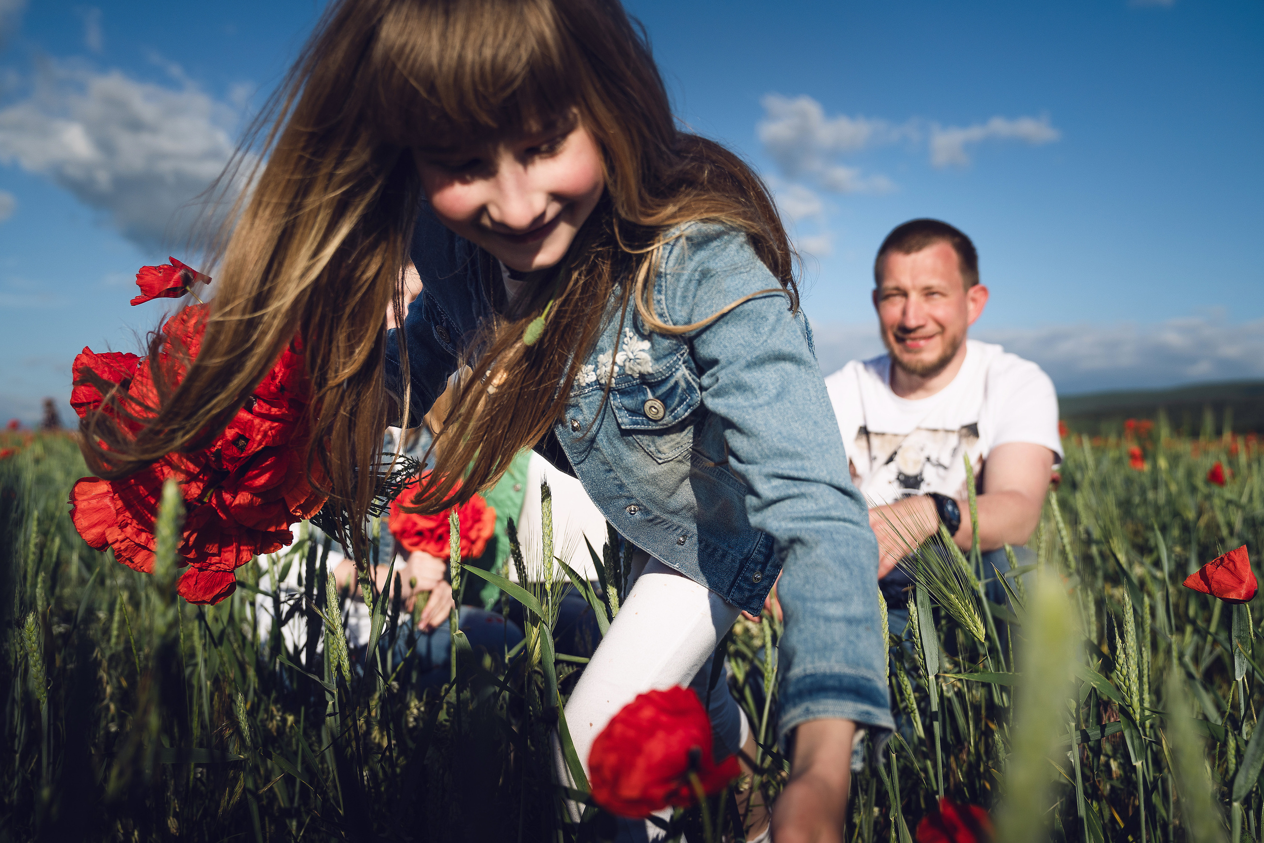 Красивый фотосет в маковом поле. Фотограф в Севастополе и Крыму Горбунов Денис