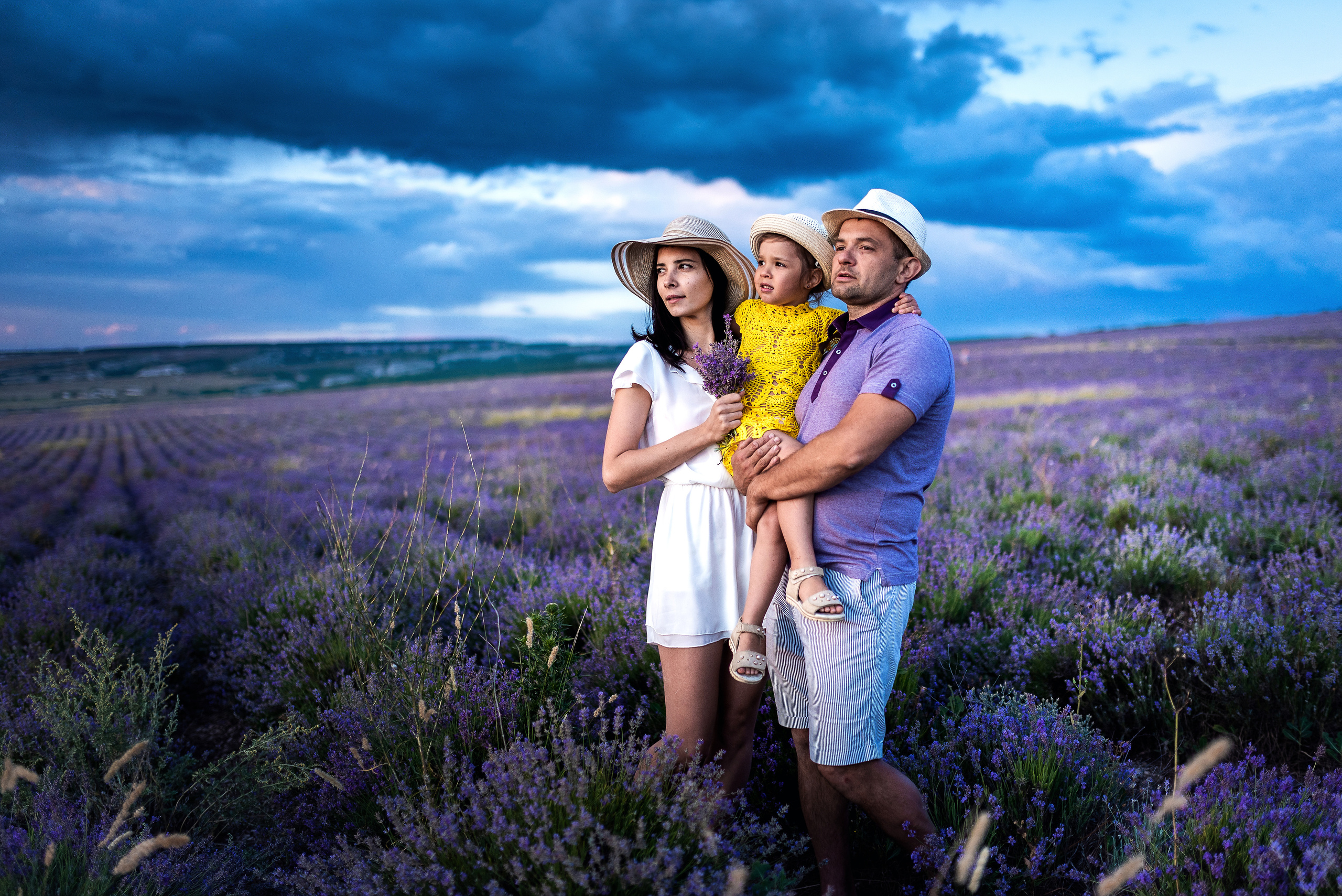 Съемка семьи в лавандовом поле. Фотограф в Севастополе и Крыму Горбунов Денис