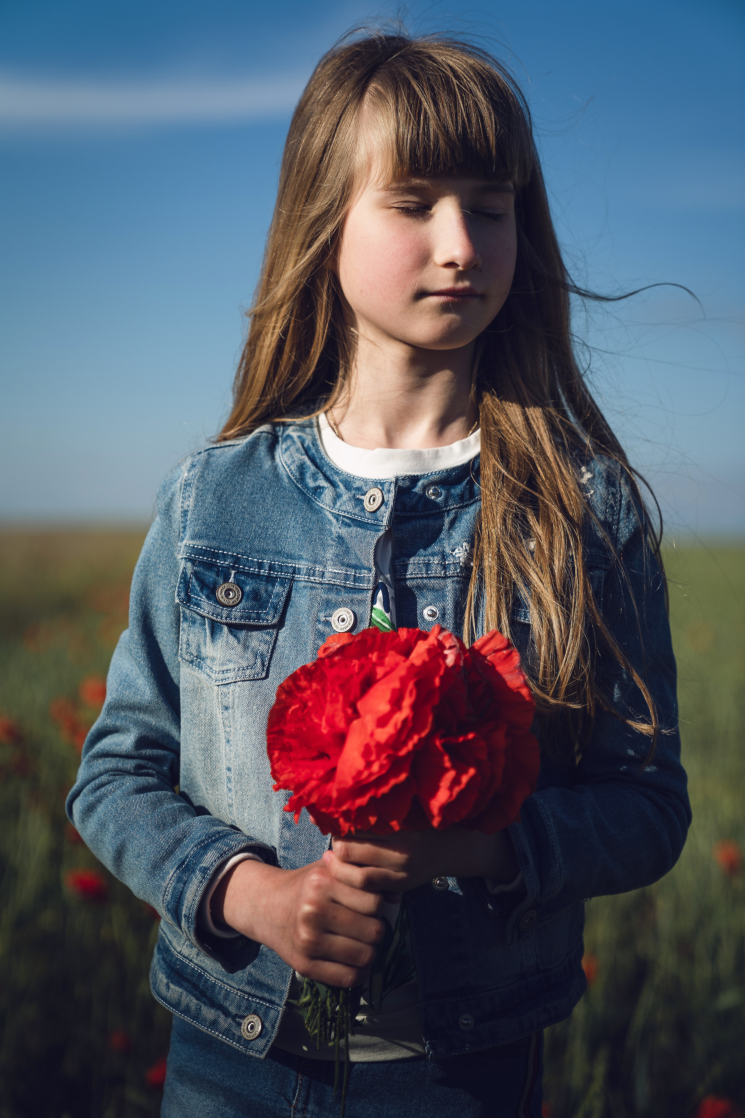 Красивый фотосет в маковом поле. Фотограф в Севастополе и Крыму Горбунов Денис