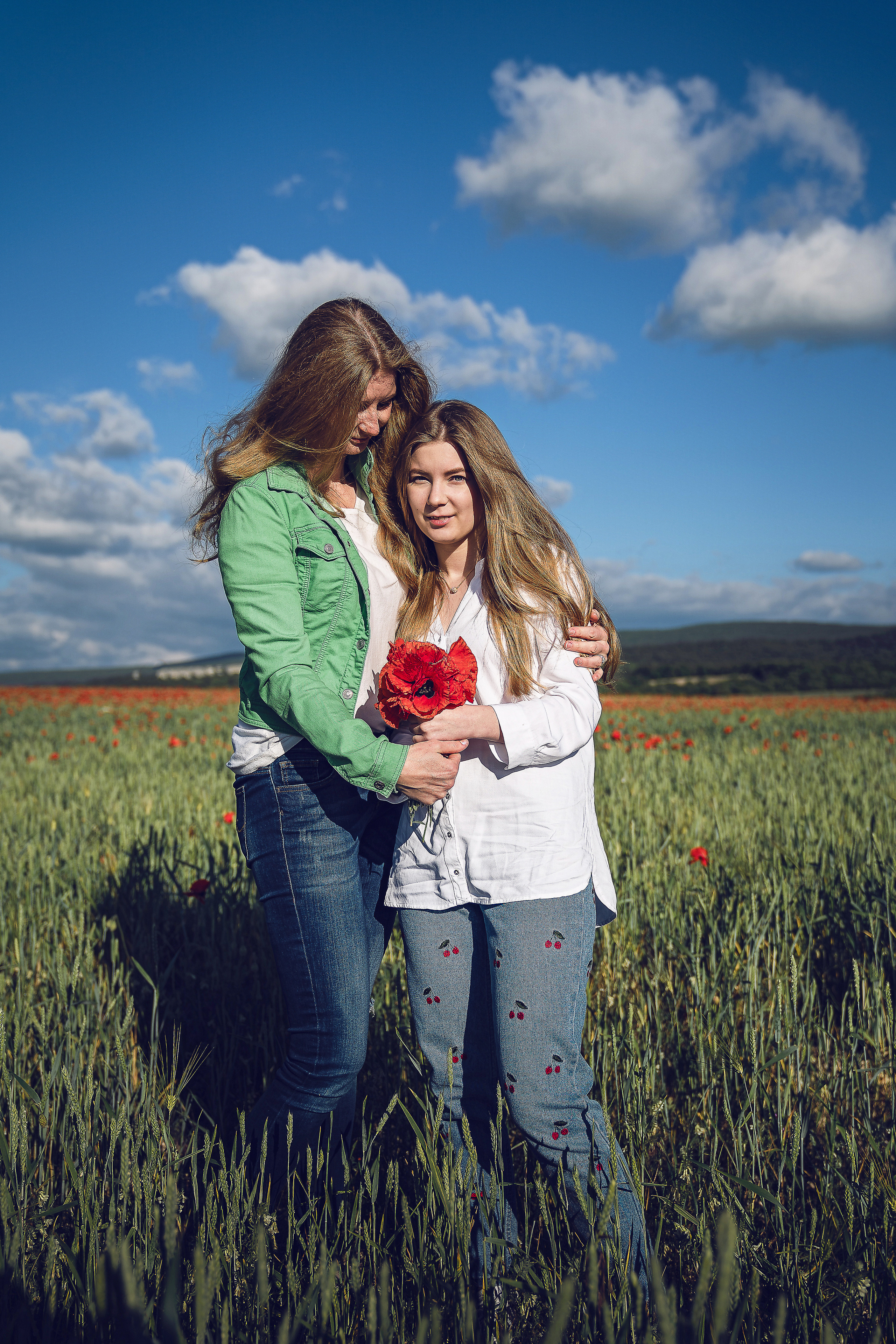 Красивый фотосет в маковом поле. Фотограф в Севастополе и Крыму Горбунов Денис