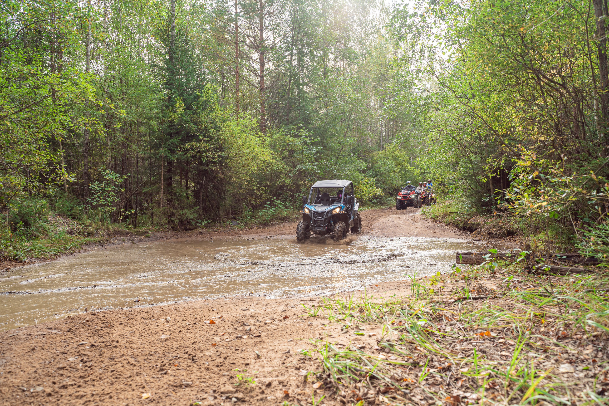 Квадровыезд —спортивный репортаж в Ленинградской области. Свадебный, семейный, портретный, репортажный фотограф в Санкт-Петербурге