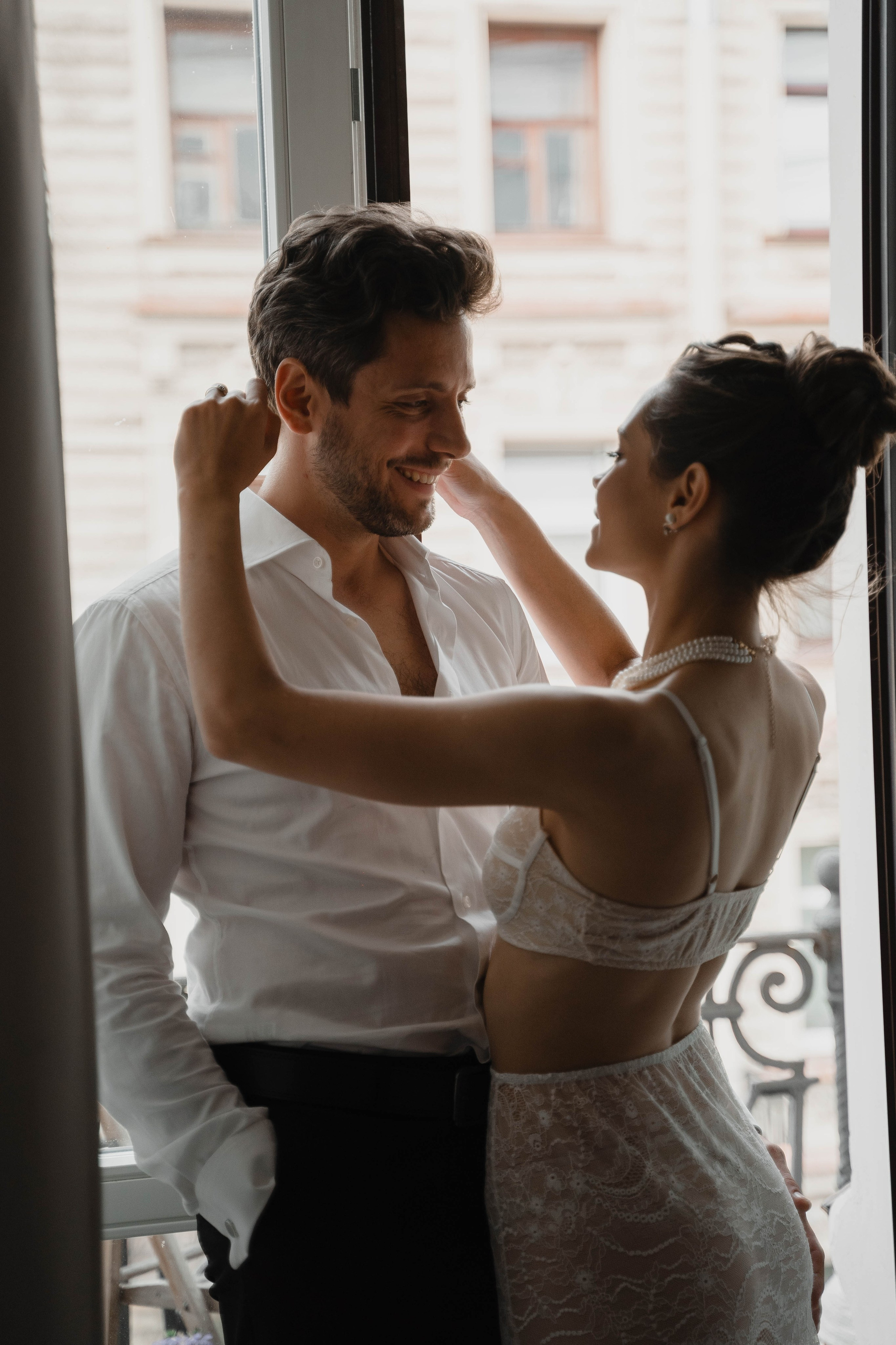 Совместные сборы в одной квартире…. Свадебный фотограф Казань Анастасия Доле