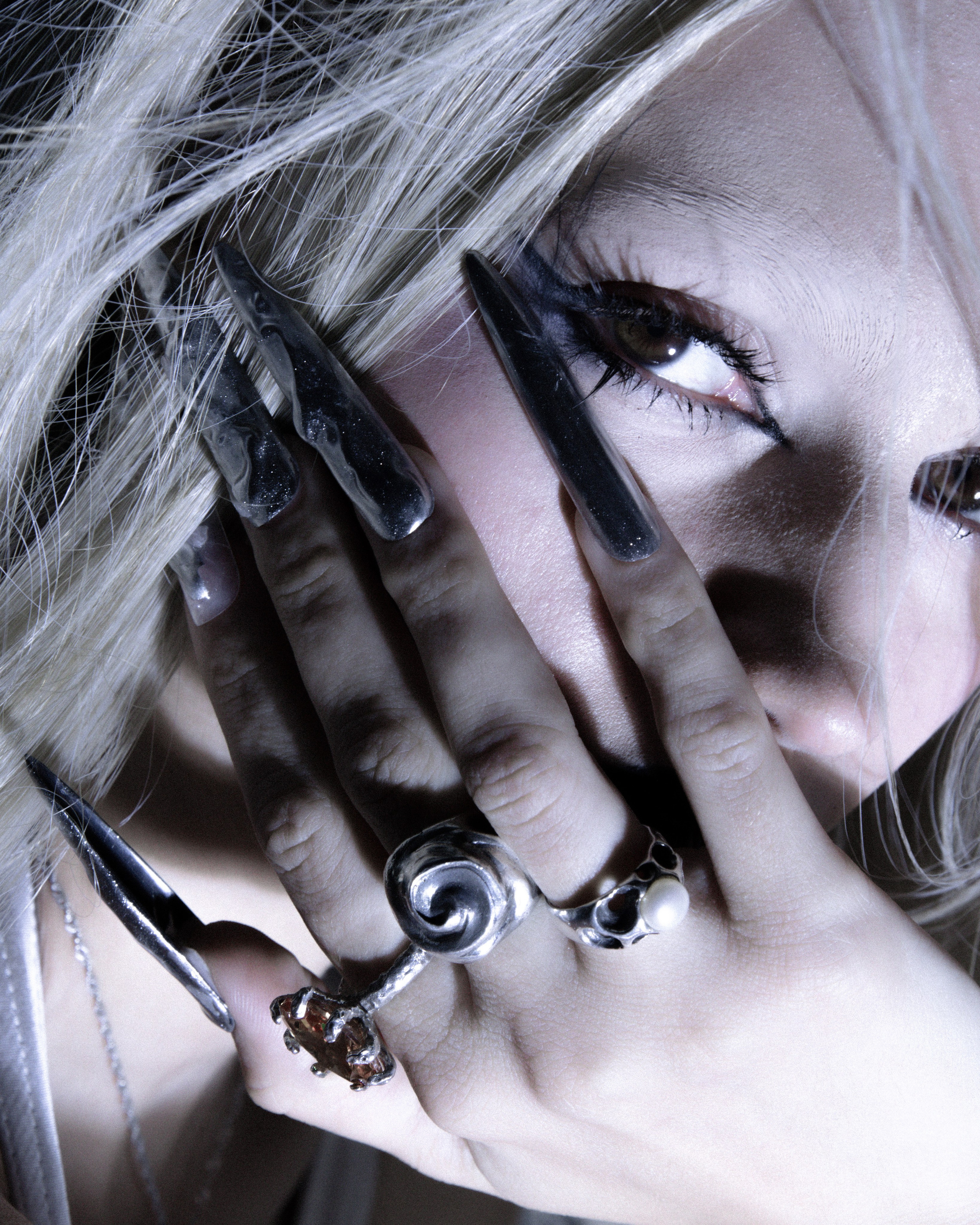 OUTBREAK. Фотограф Москва Грошева Софья