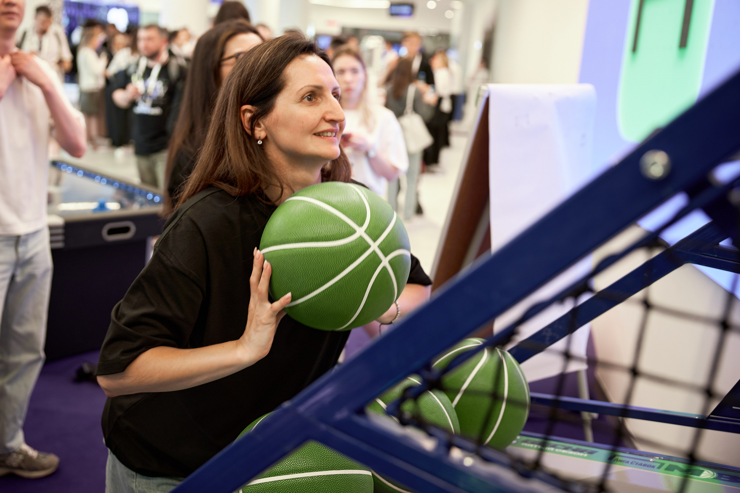 Aha! — 29–30 мая 2025. Фотобанк Матемаркетинг