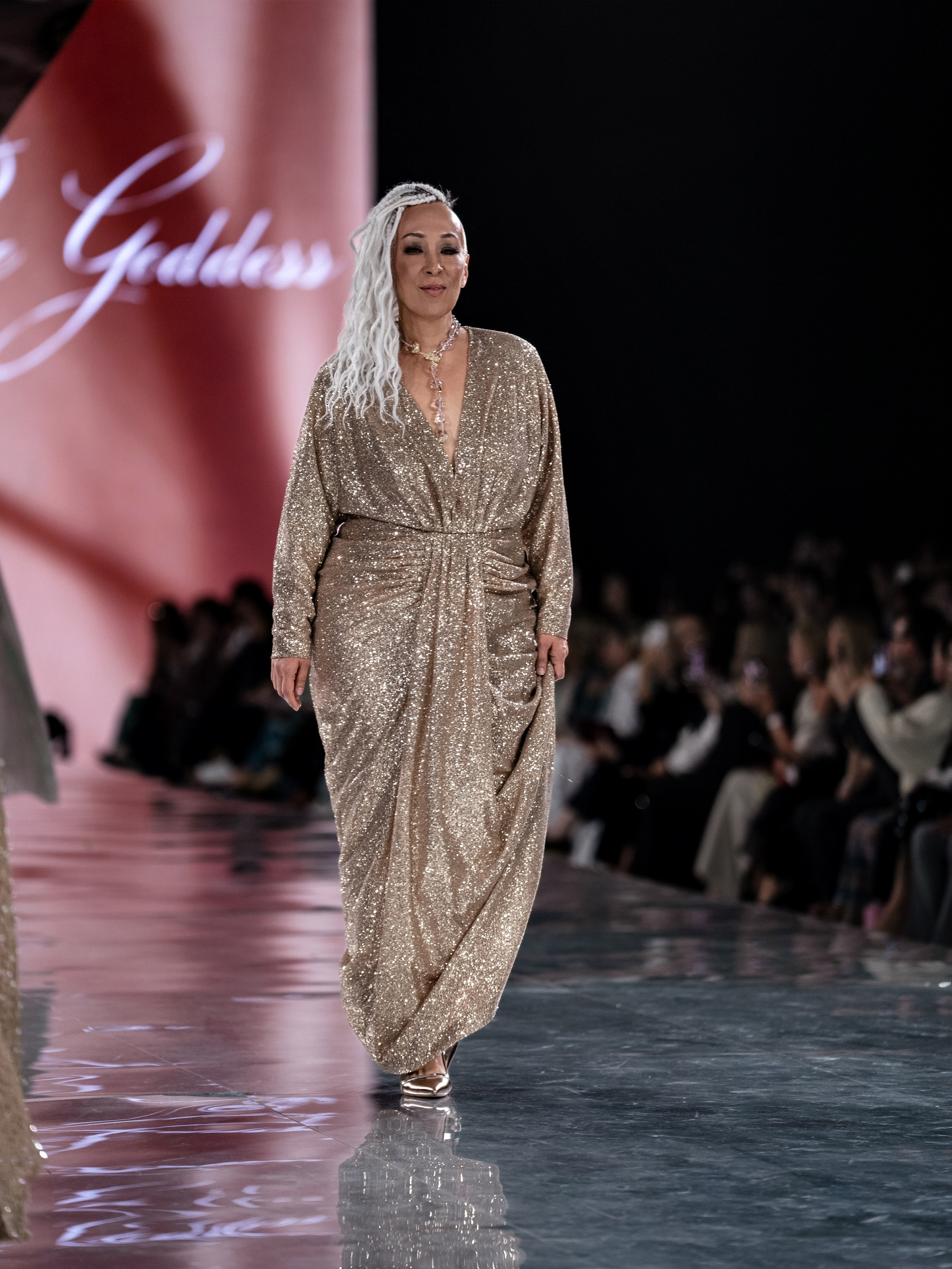 Kazakhstan Fashion Week Zardozi. Сайт Алматинского НЮ АРТ, будуар и фэшн фотографа Дениса Карпенко