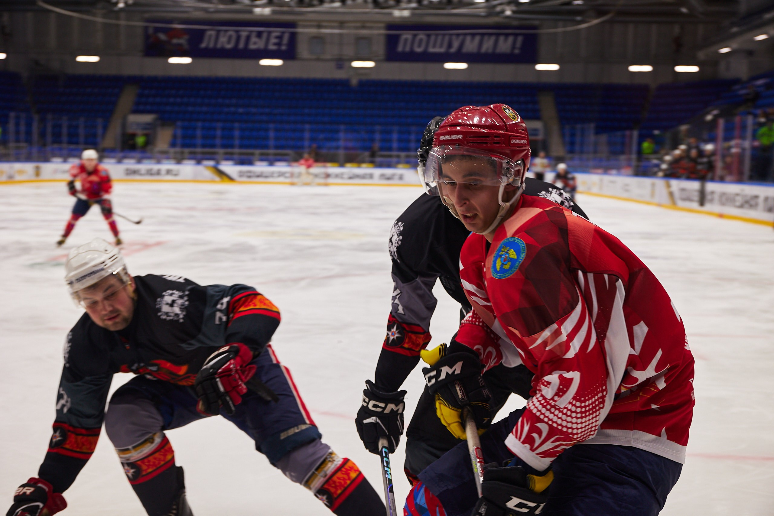 Репортаж. Офицерская хоккейная лига 2025 год. Спортивный фотограф Некрасов Денис