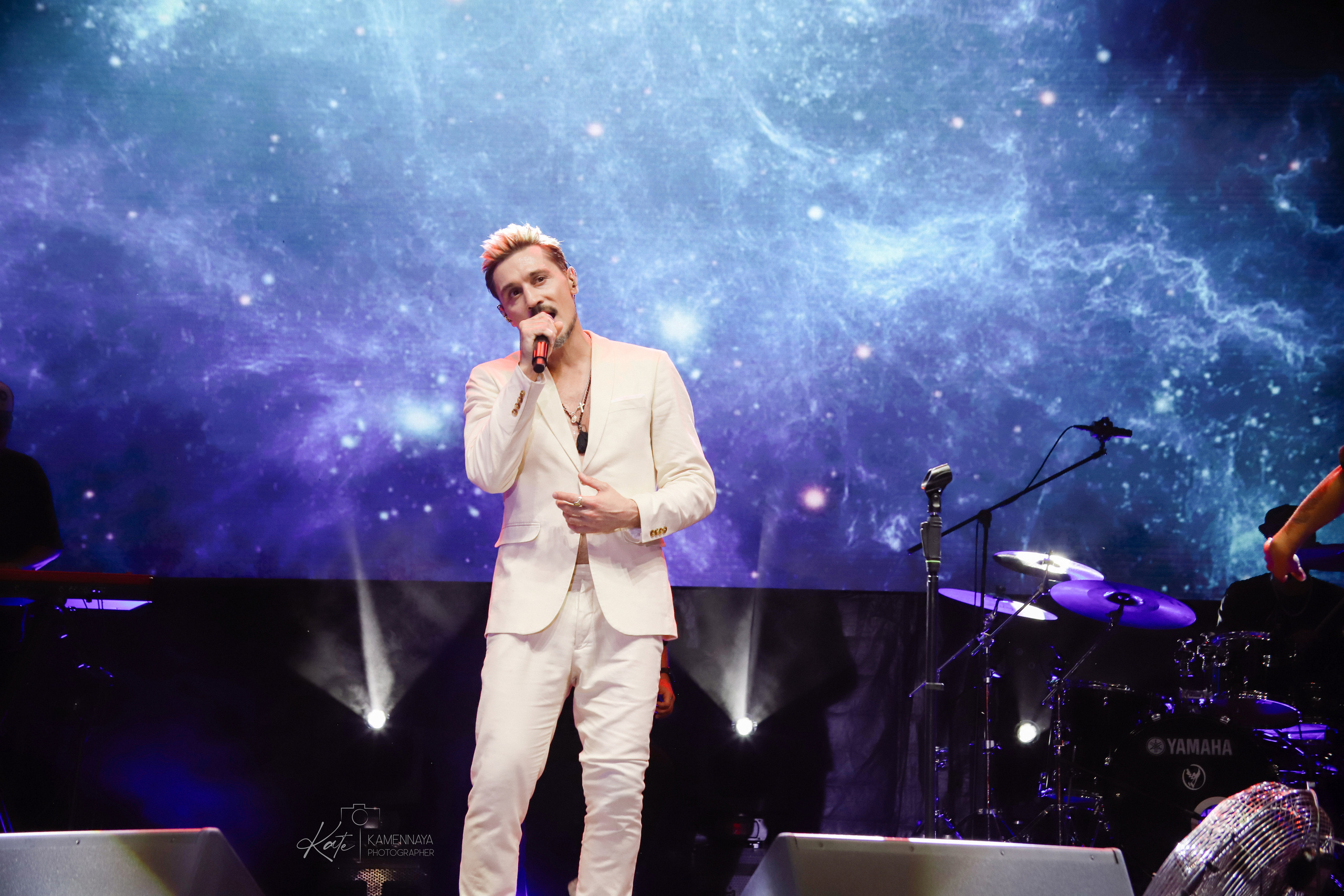 Дима Билан и Ирина Нельсон. День города Выборга. 20.08.2022. Фотограф Екатерина Каменная. Санкт-Петербург