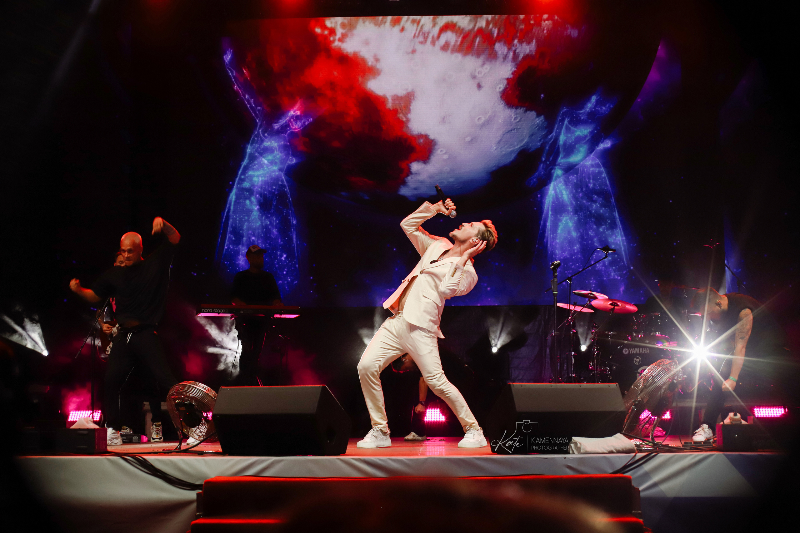 Дима Билан и Ирина Нельсон. День города Выборга. 20.08.2022. Фотограф Екатерина Каменная. Санкт-Петербург