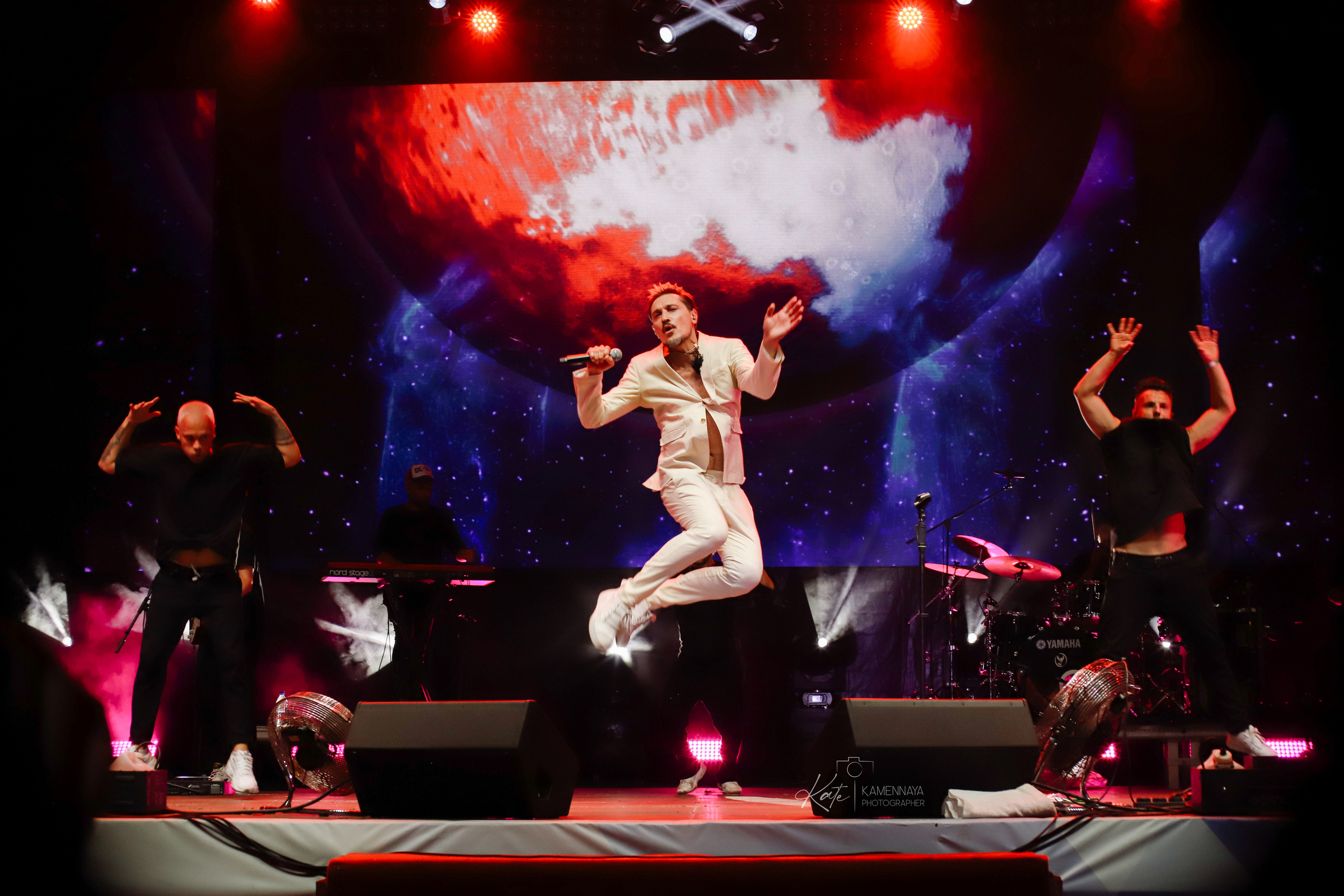 Дима Билан и Ирина Нельсон. День города Выборга. 20.08.2022. Фотограф Екатерина Каменная. Санкт-Петербург