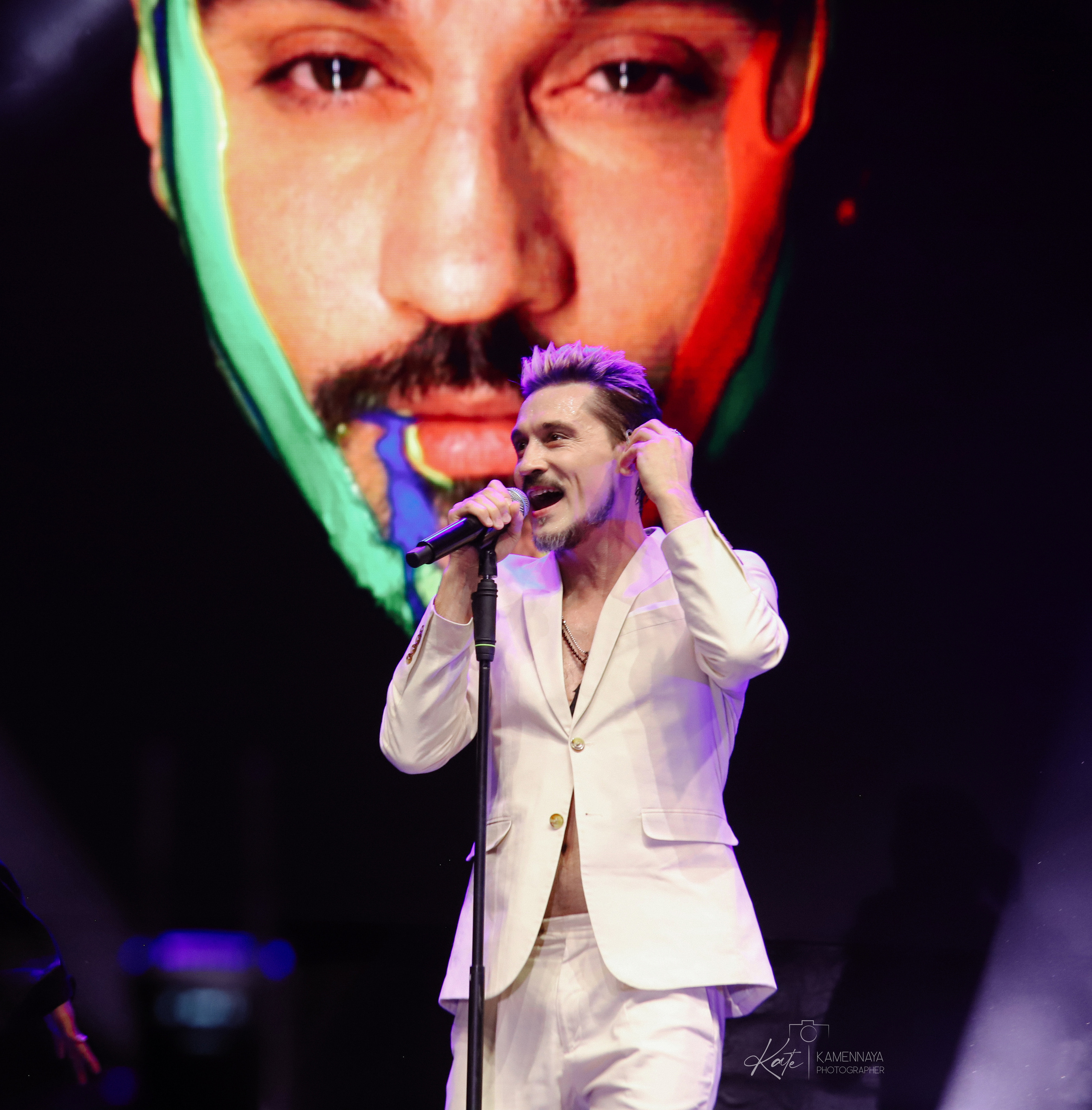 Дима Билан и Ирина Нельсон. День города Выборга. 20.08.2022. Фотограф Екатерина Каменная. Санкт-Петербург