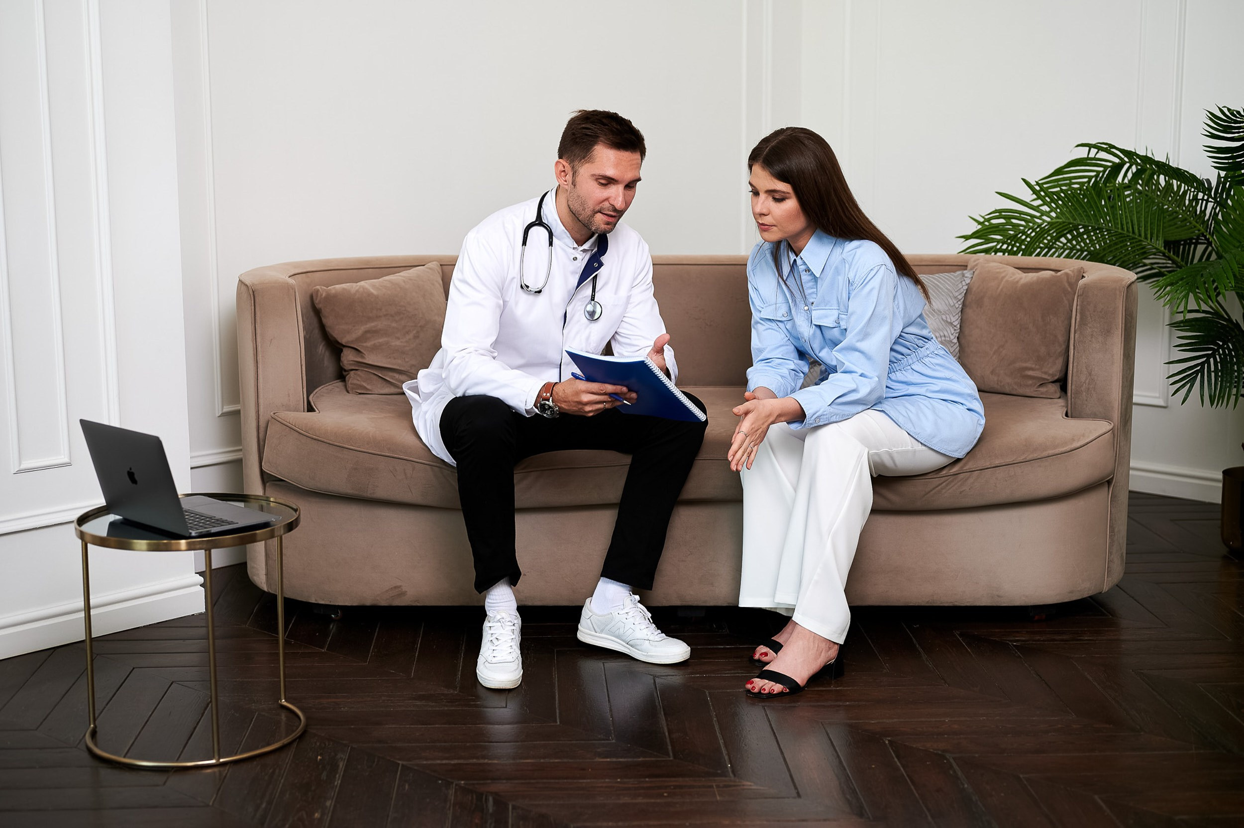 Бизнес-портреты и съемка команд в Москве — в офисе или студии. Герман Лепёхин коммерческий фотограф в Москве: репортаж, портреты, интерьеры, производство