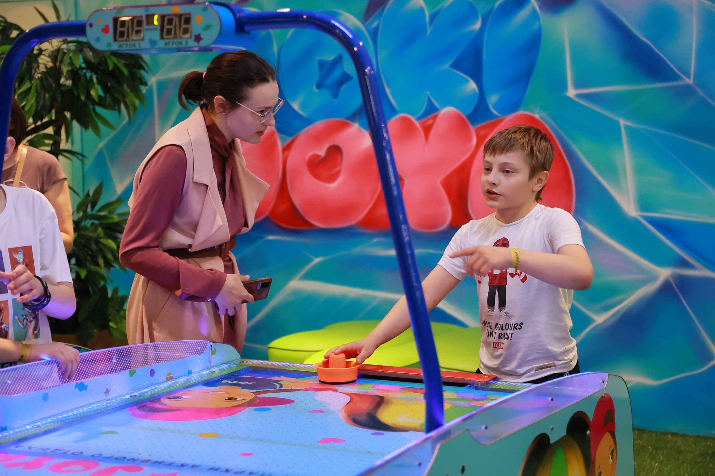 Семейный поход в игровой центр. Выпускные альбомы в Москве и Московской области