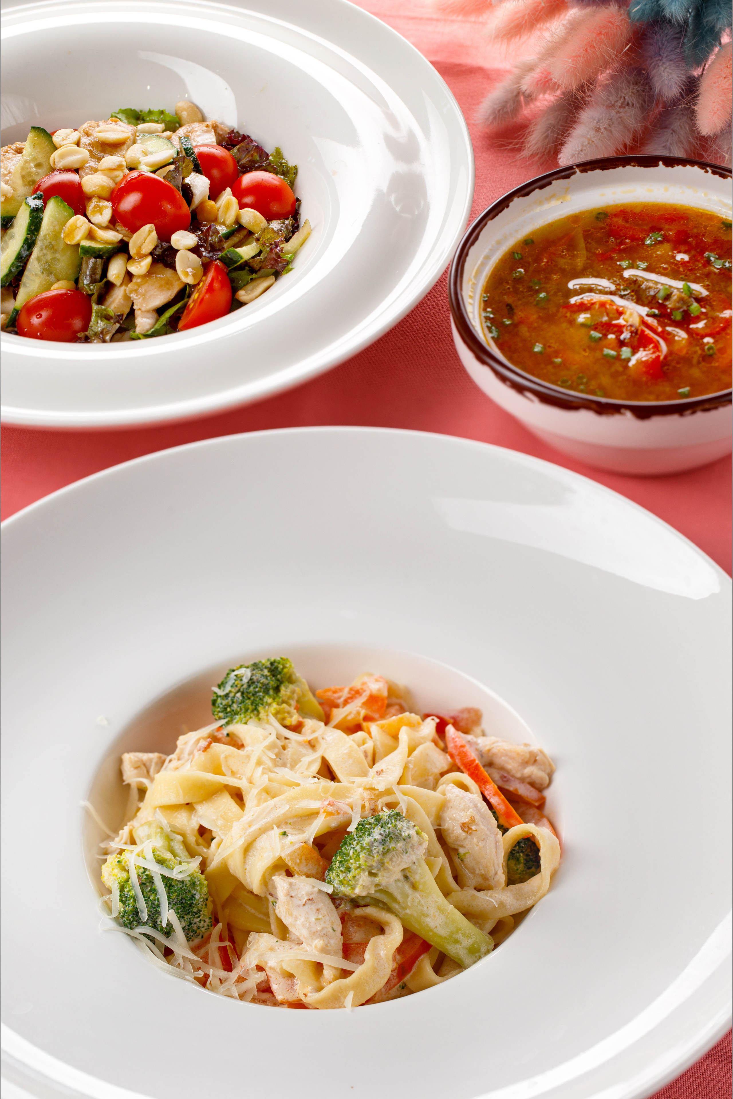 Контент для соц. сетей заведения SANCHO'S