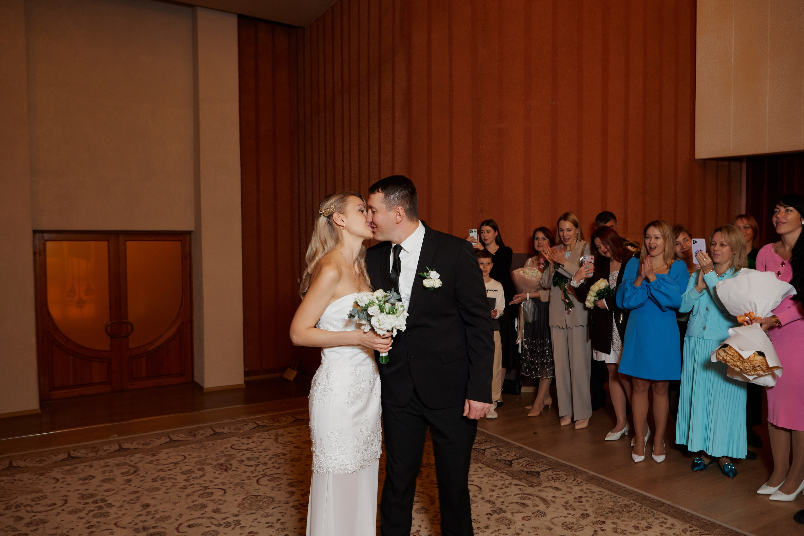 Свадебная фотосессия в Сочи. Фотограф Сочи-Красная поляна. Свадебный и семейный фотограф в Сочи-Красной поляне Ларионова Анна