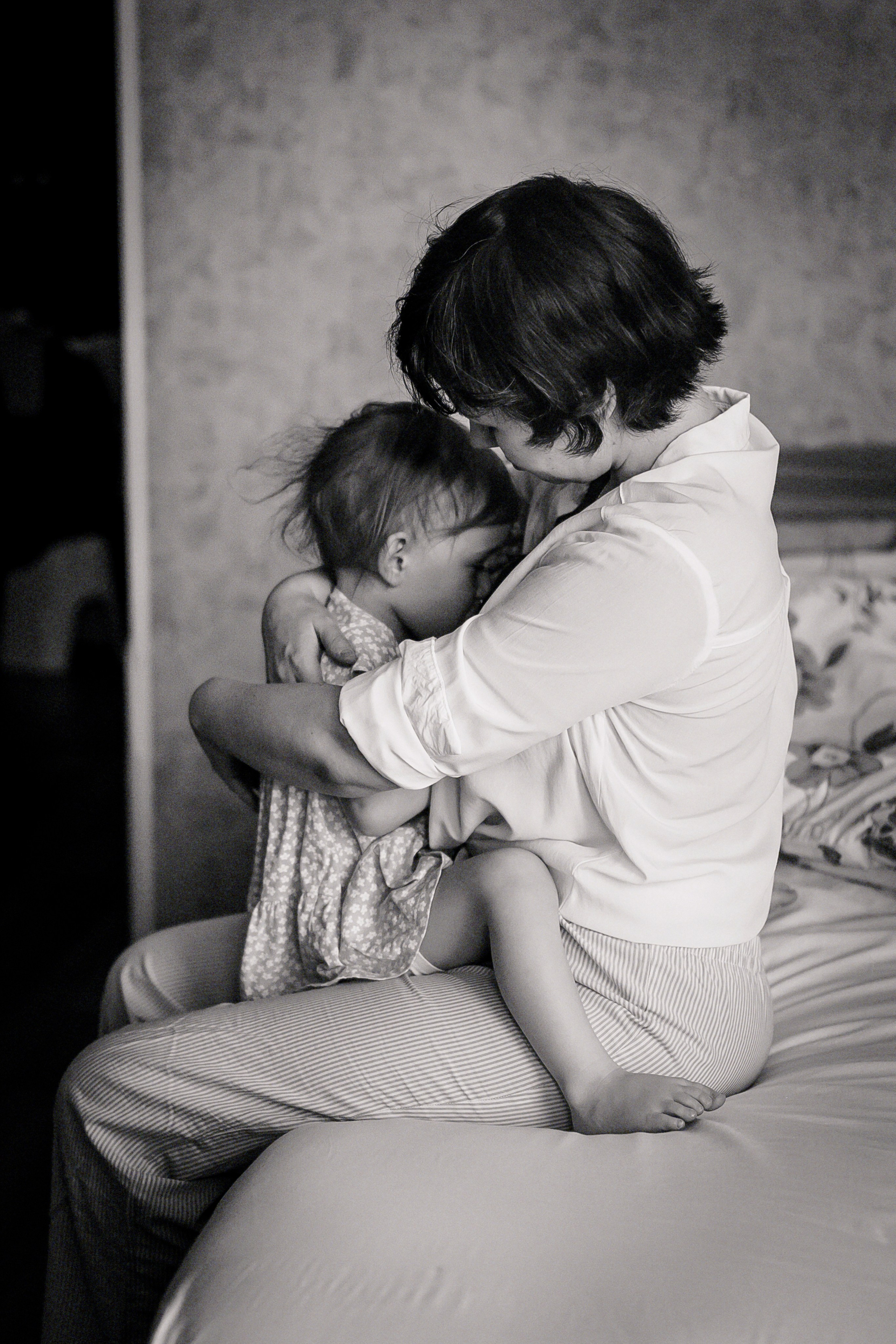 Семейная фотосессия дома с маленьким ребенком. Семейный фотограф в Москве Ирина Жур