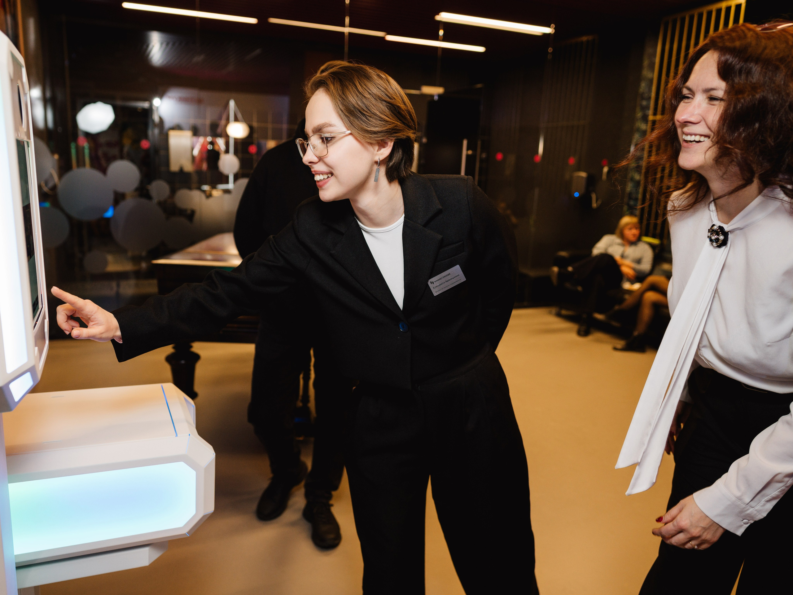 Старт продаж Уникум на Энгельса. Фотограф Алексей Шрайбик