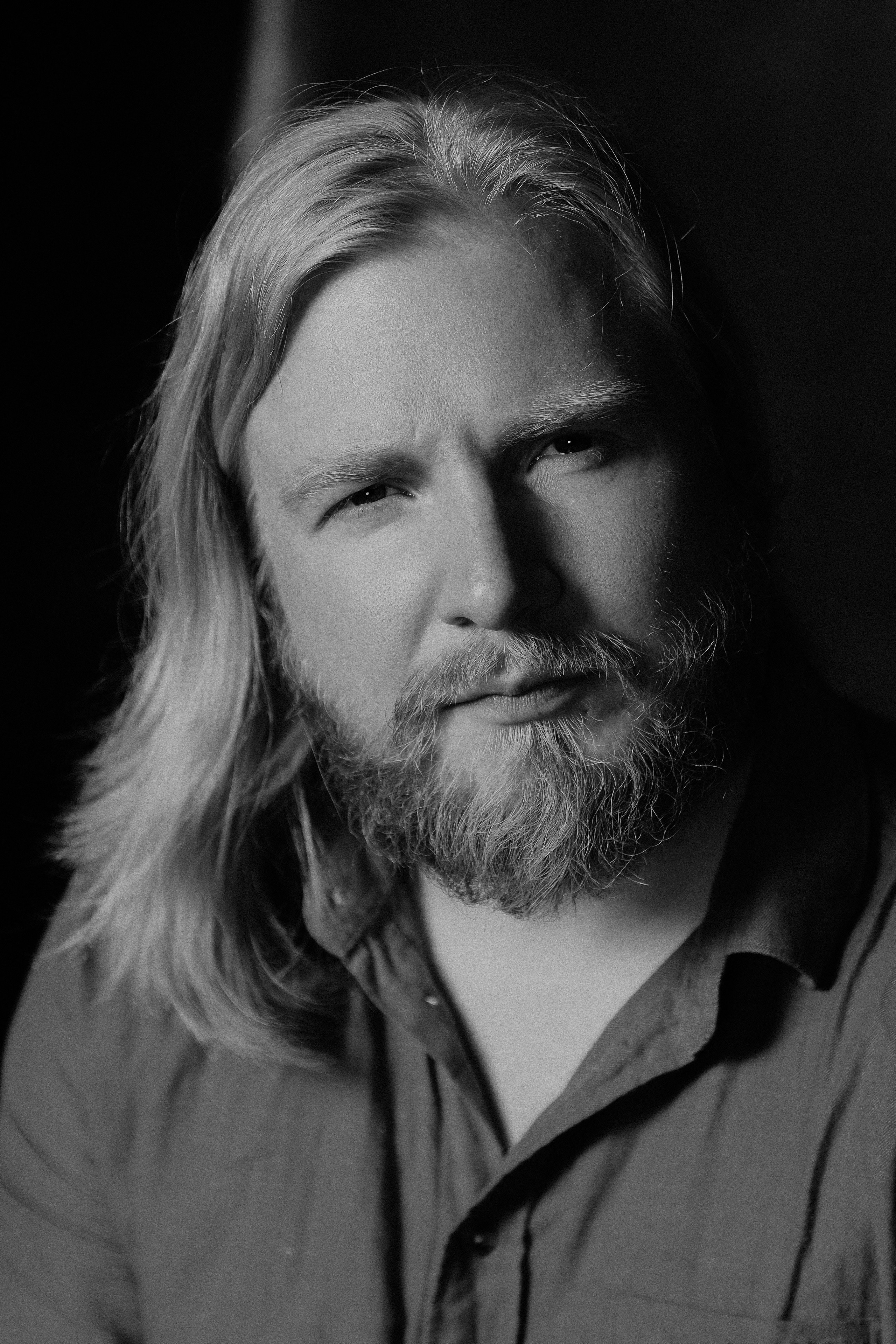 Мужской портрет. Портретный фотограф в Алматы Валя Гольцберг