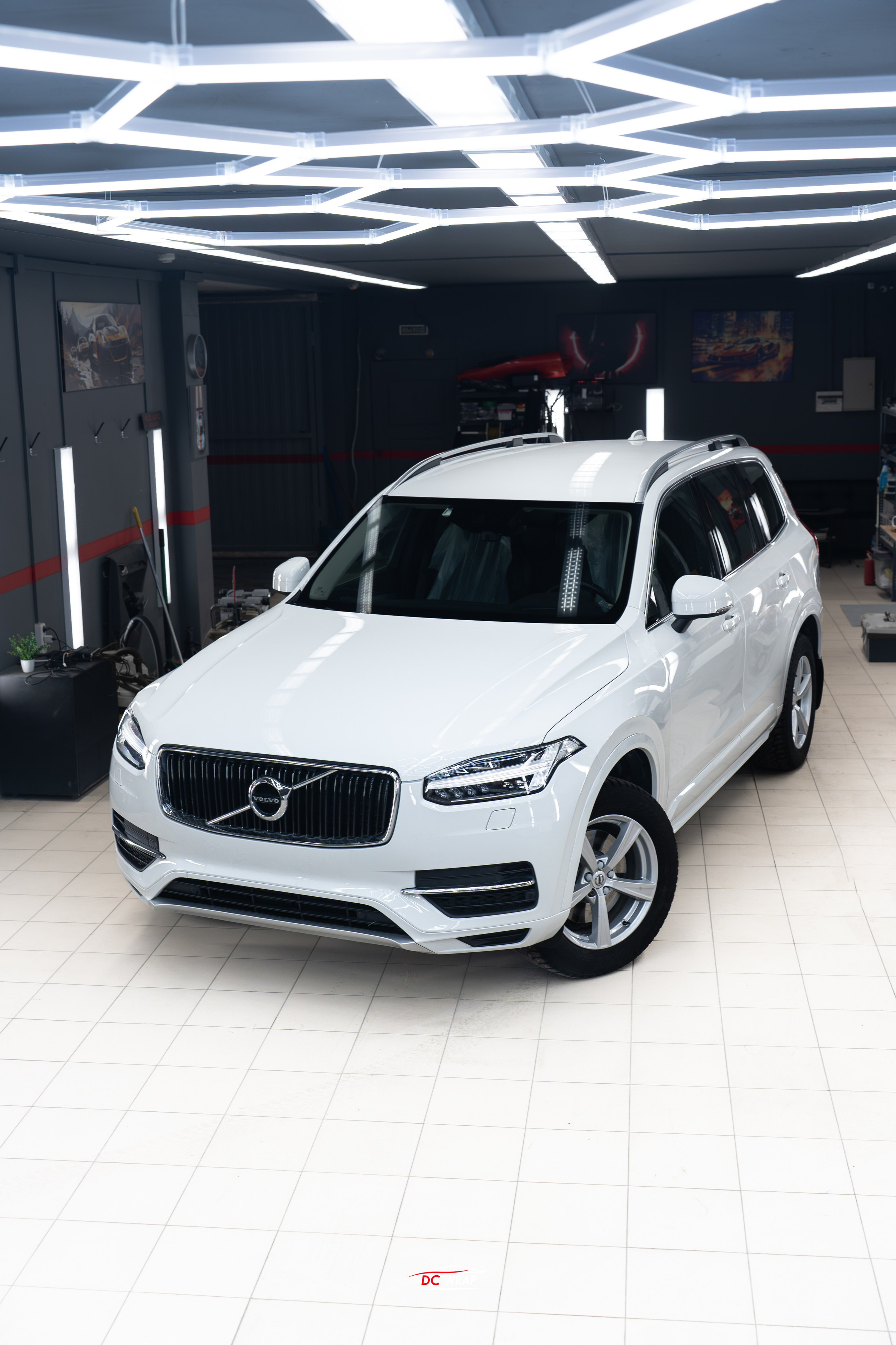 Volvo XC90 для детейлинга. Автомобильный фотограф в Санкт Петербурге. Евгений Коновалов
