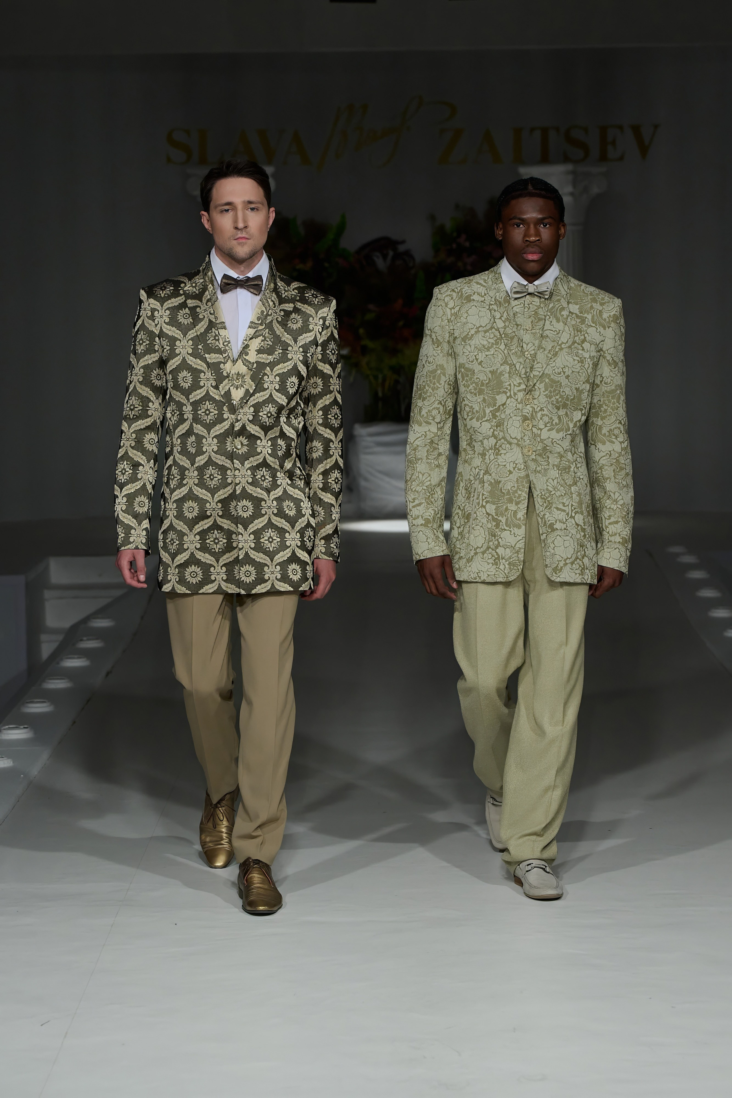 Slava&Yegor Zaitsevs. Показ-спектакль «Воспоминание». 21 июня 2025. Дима Бабушкин. Фотограф. Подиум. Репортаж. Творчество. Дорого