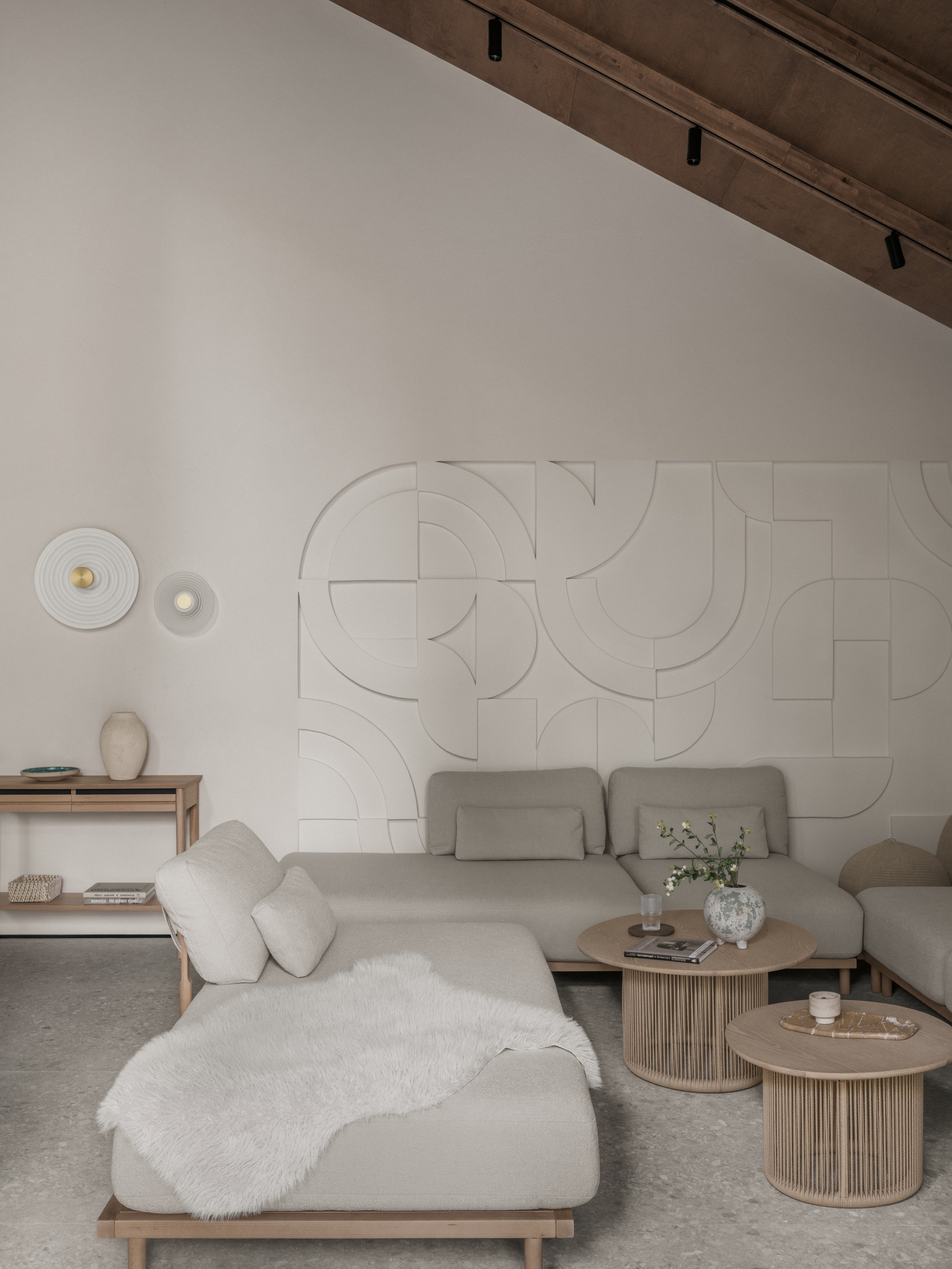 Дом в лесу — фотосъёмка загородного дома. Роман Якунин — интерьерный фотограф в Алматы